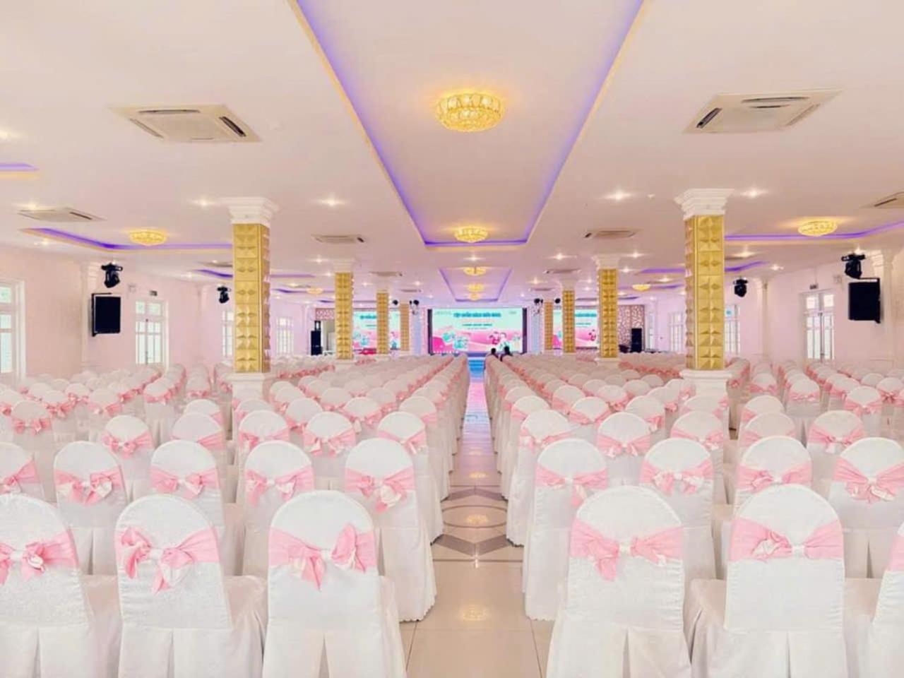 Dakruco Khách sạn