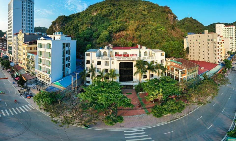 Khách sạn Gieng Ngoc 2*