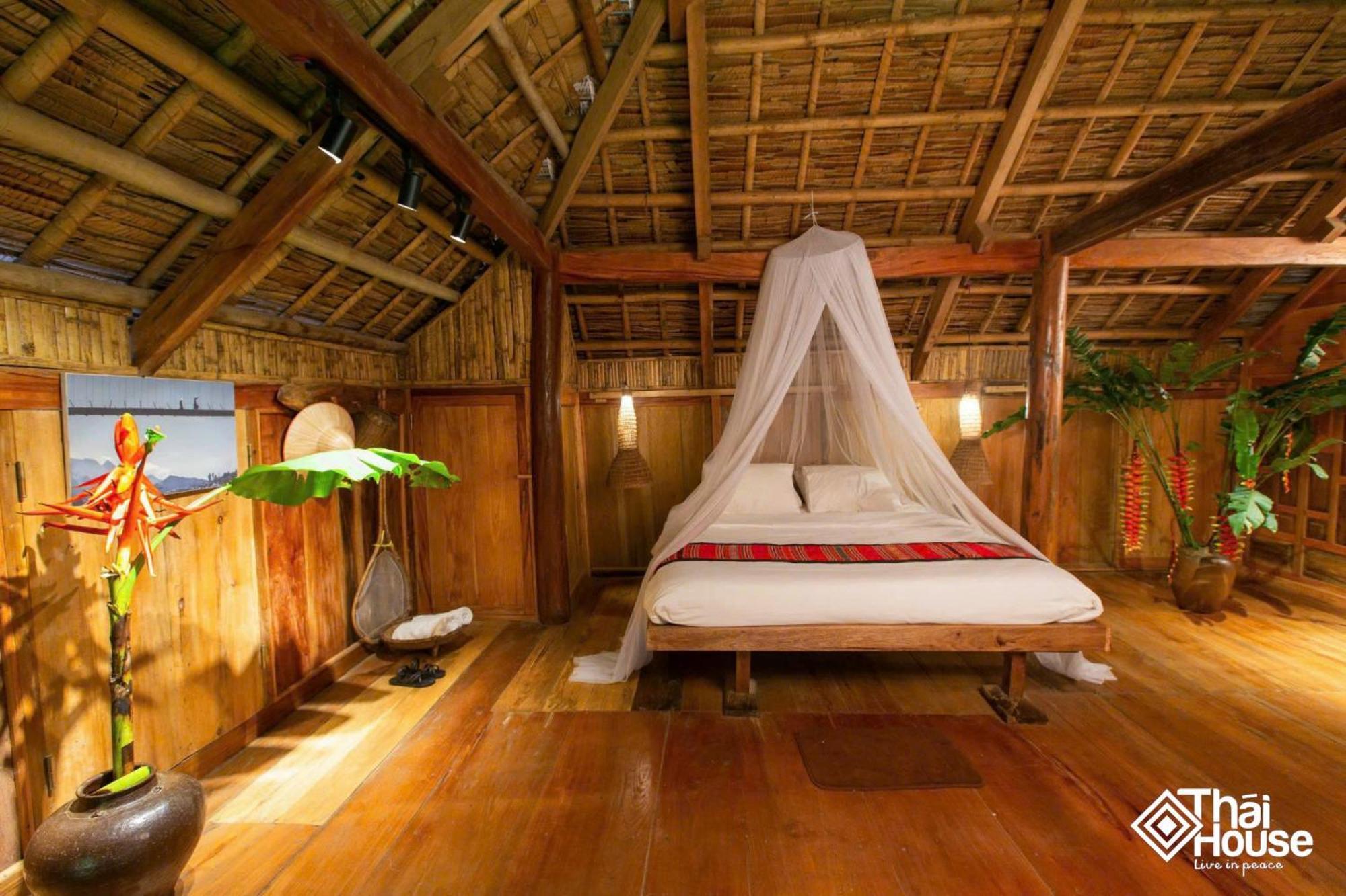 Thai House Pu Luong - Century Old Stilt House With Terrace Views
