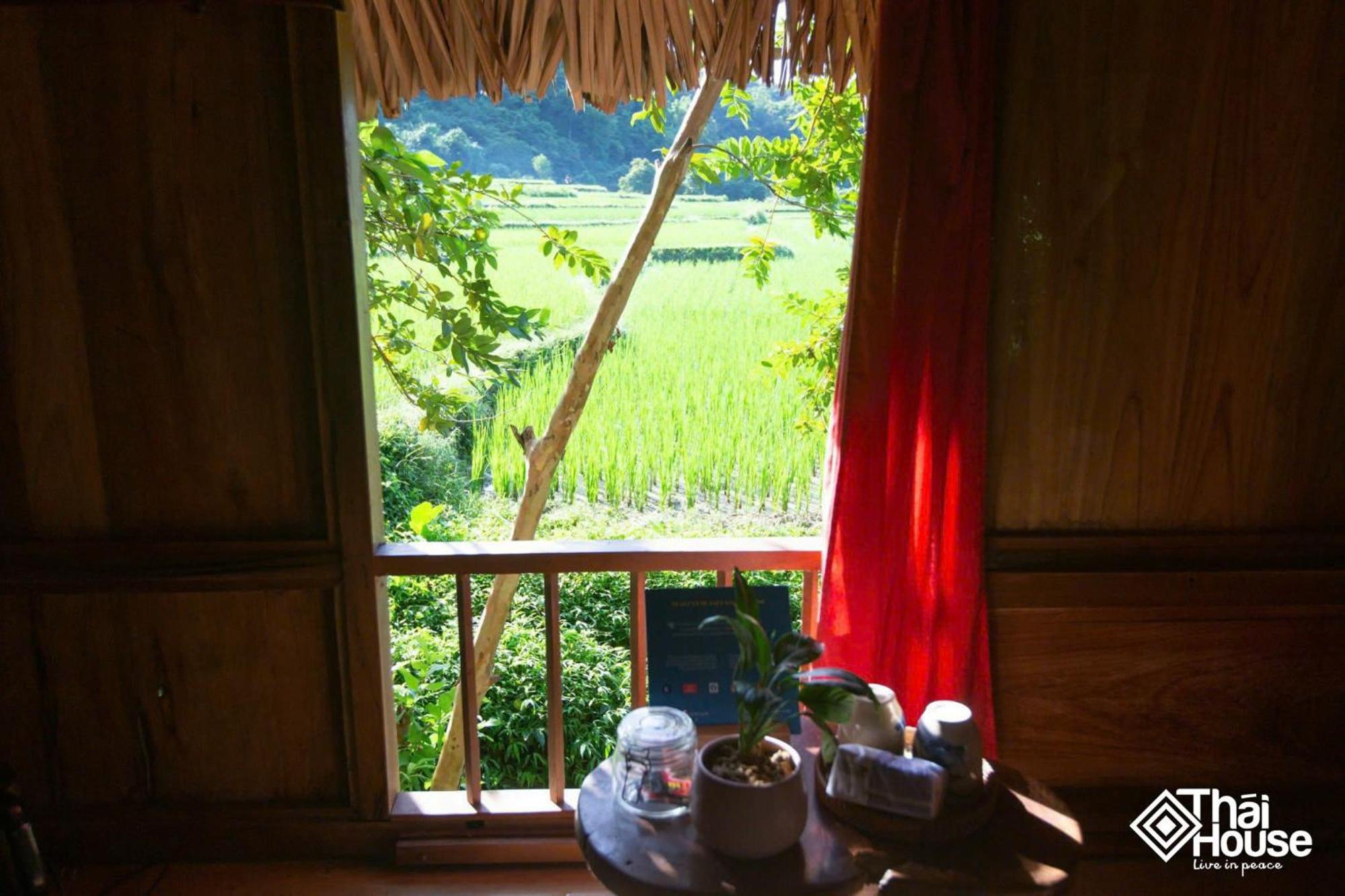 Thai House Pu Luong - Century Old Stilt House With Terrace Views Lodge *