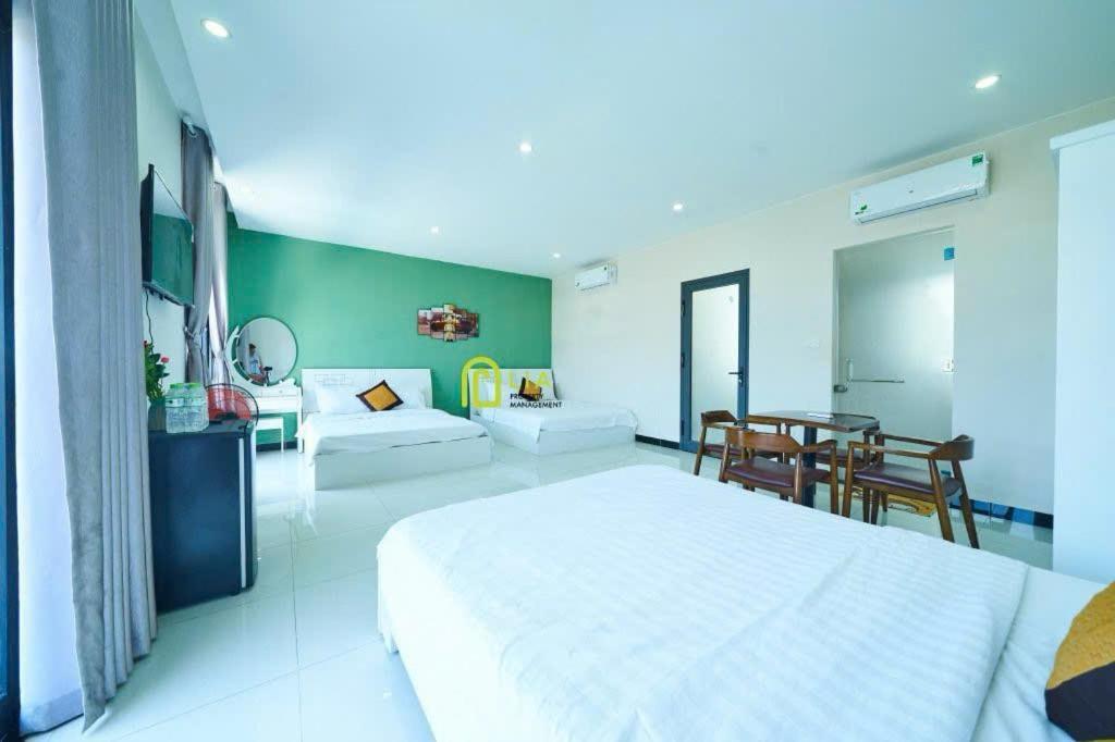 Mila Grand World
