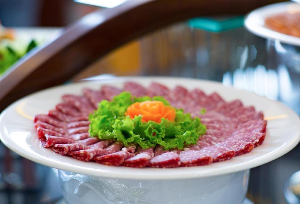 Le Hoang Hotel