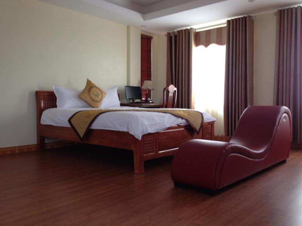 Hotel Viet Village
