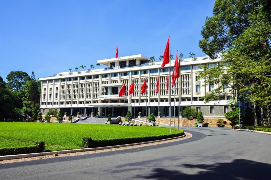 Hồng Hạc 2* TP. Hồ Chí Minh