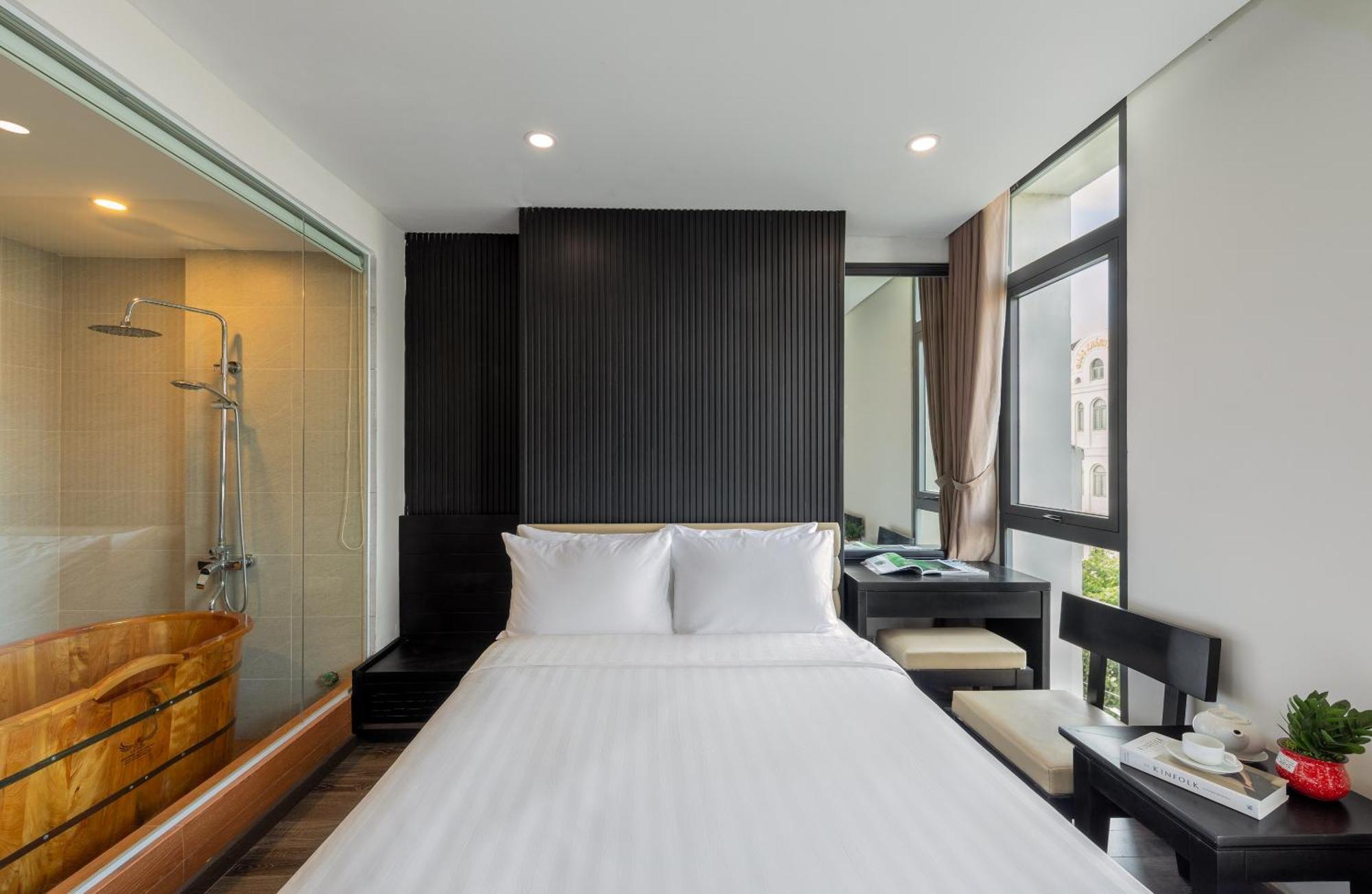 Alcove Bay Boutique Hotel 3*