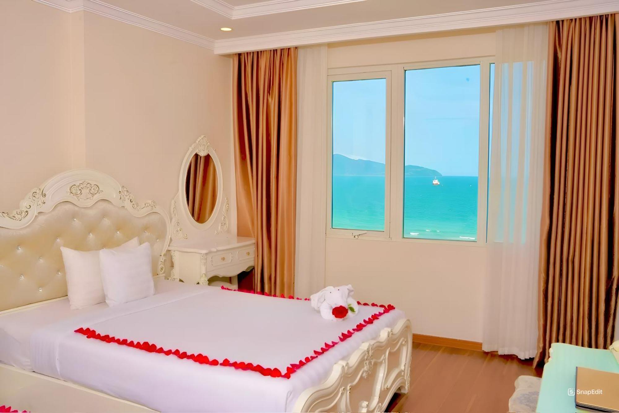Hotel Tuyet Son 4*