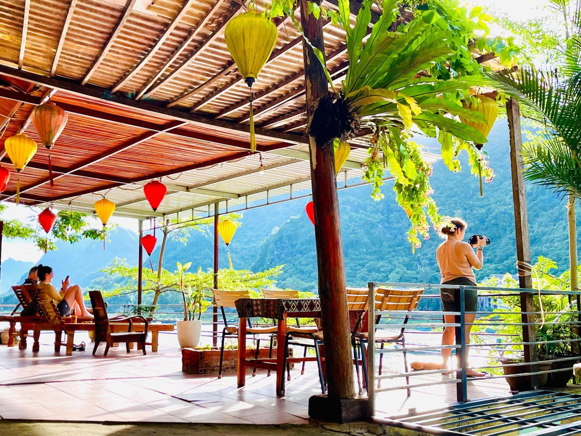 Coco Riverside Hotel Phong Nha