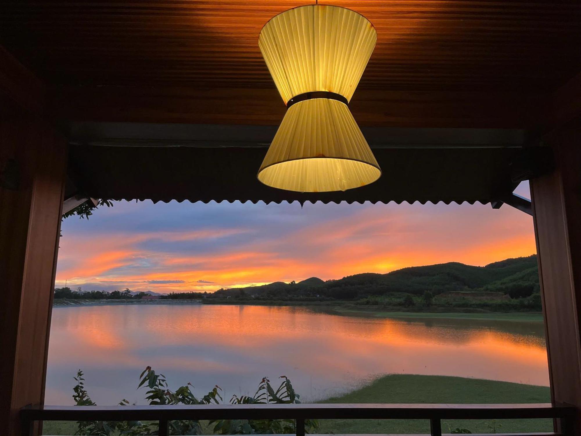 Nguyen Shack Retreat *