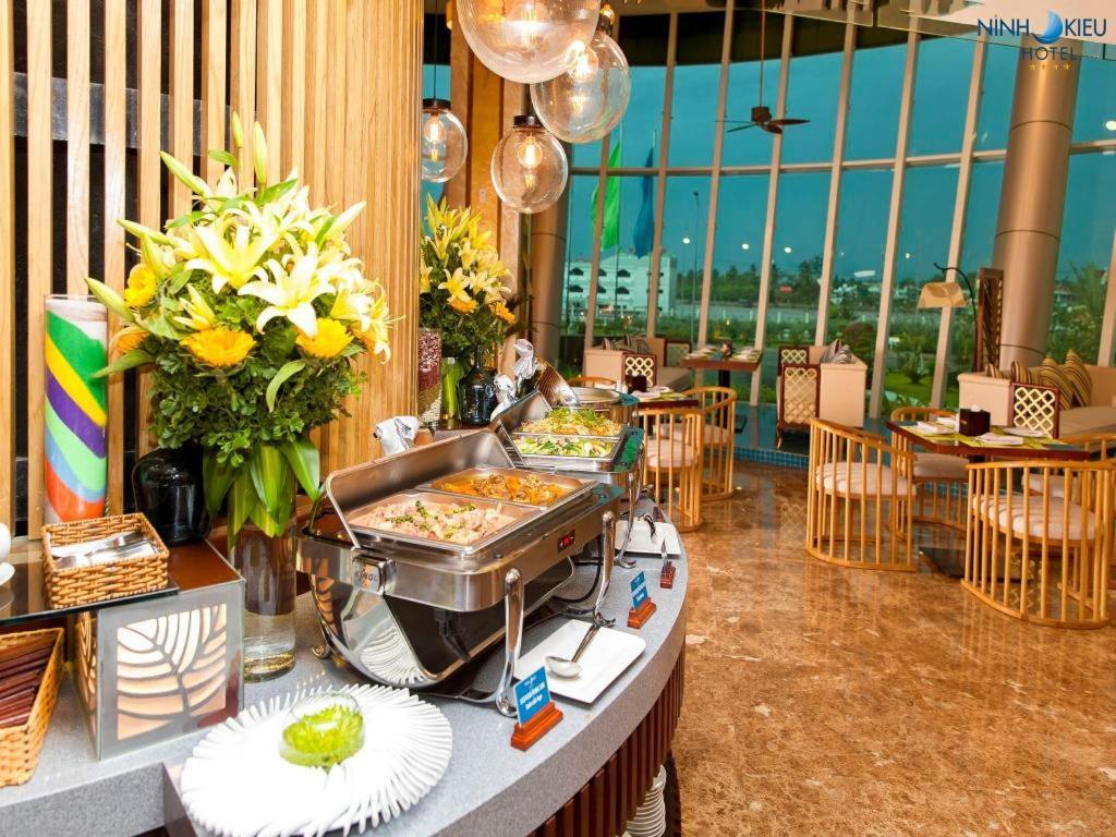 Ninh Kieu Riverside 4*