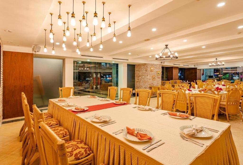 Hotel Senriver 4*
