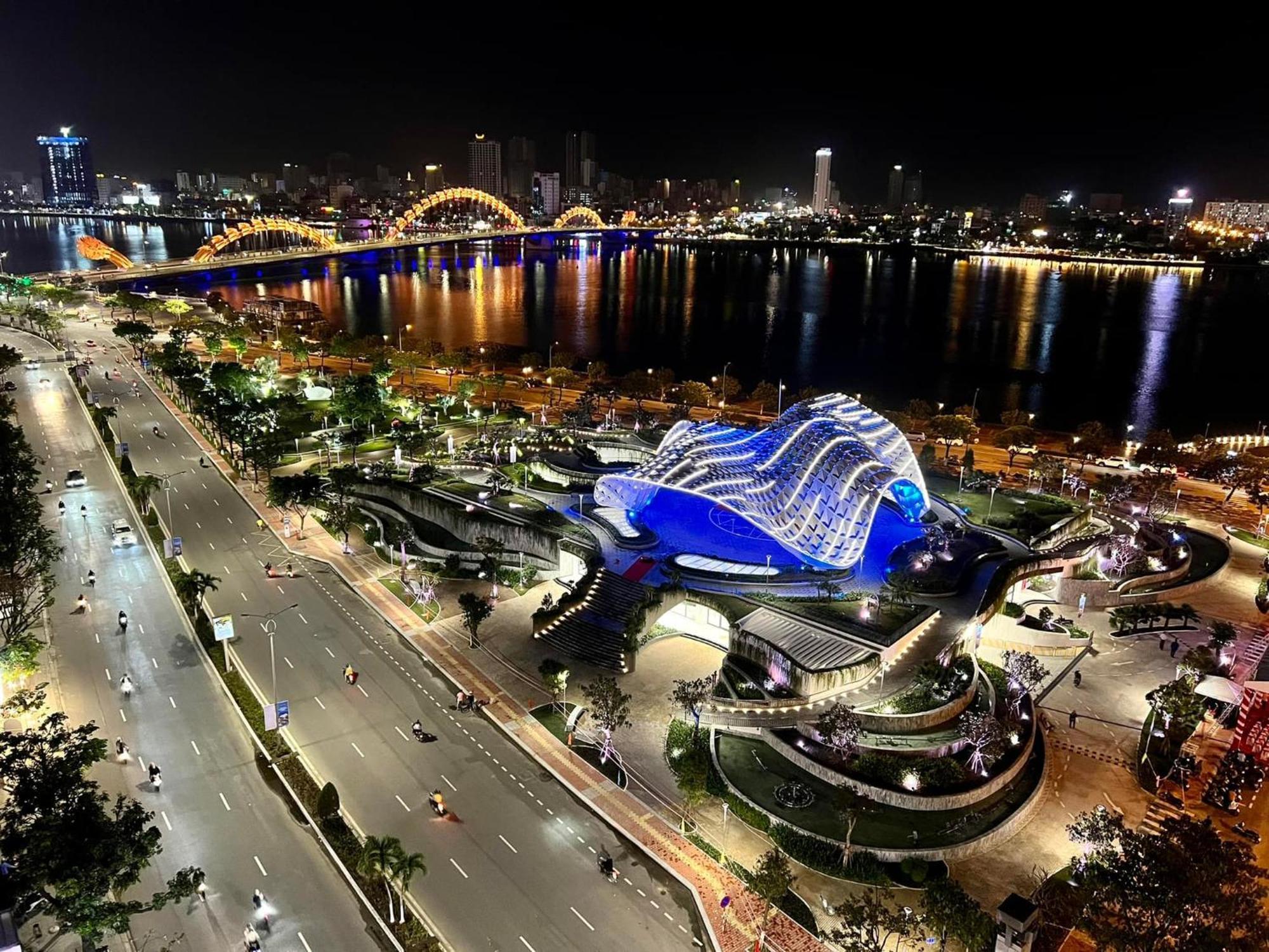 Hotel Moonlight & - Center, High Floor, Great Location & Great Views & Dragon Bridge Views Da Nang