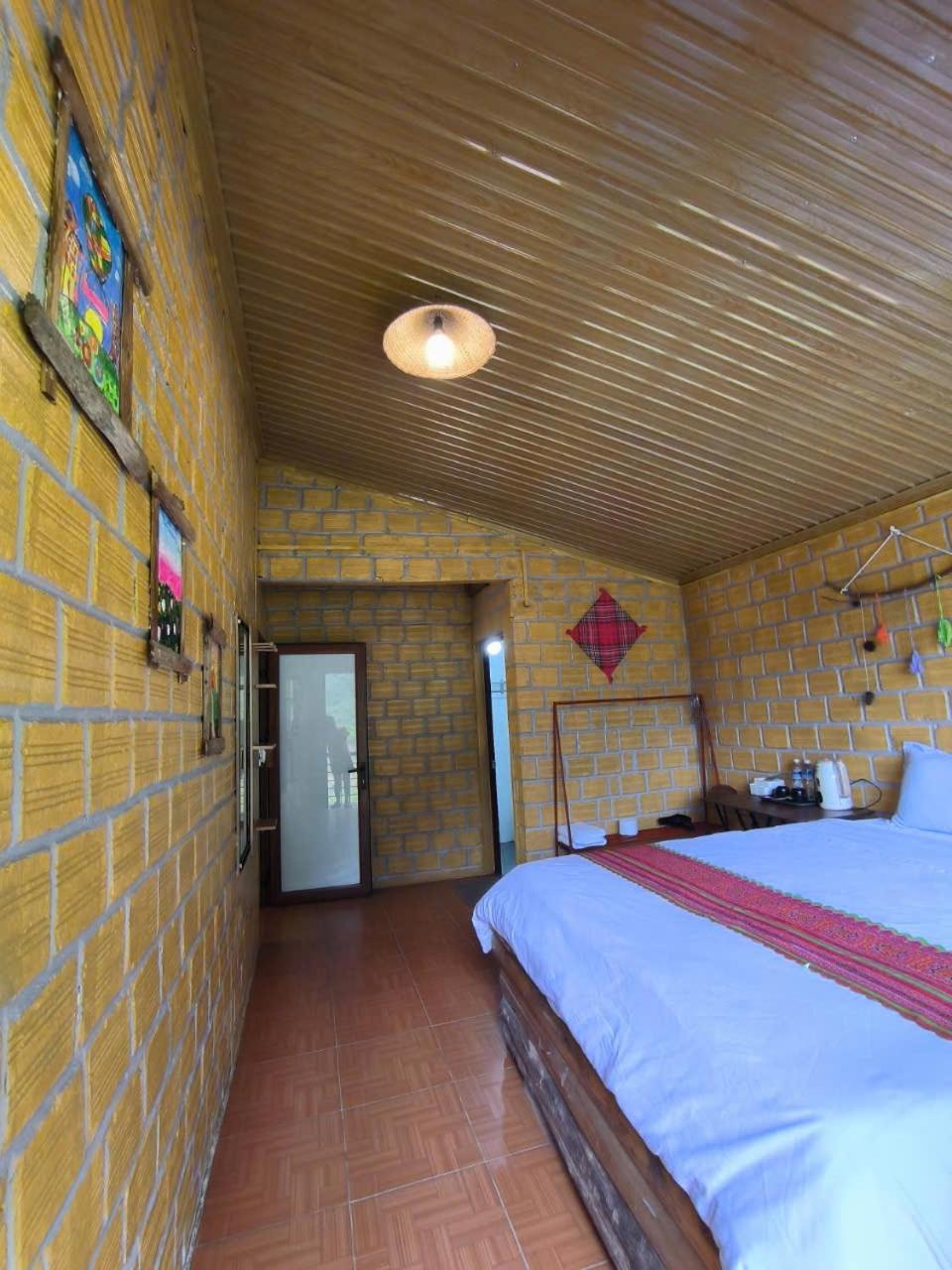 Homestay Xua Vu *