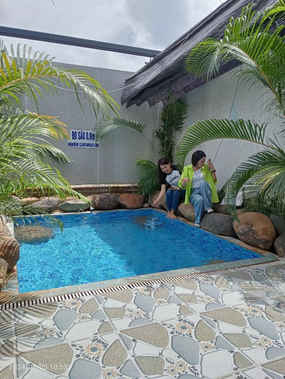 Suoi Khoang Minh Hang Hotel