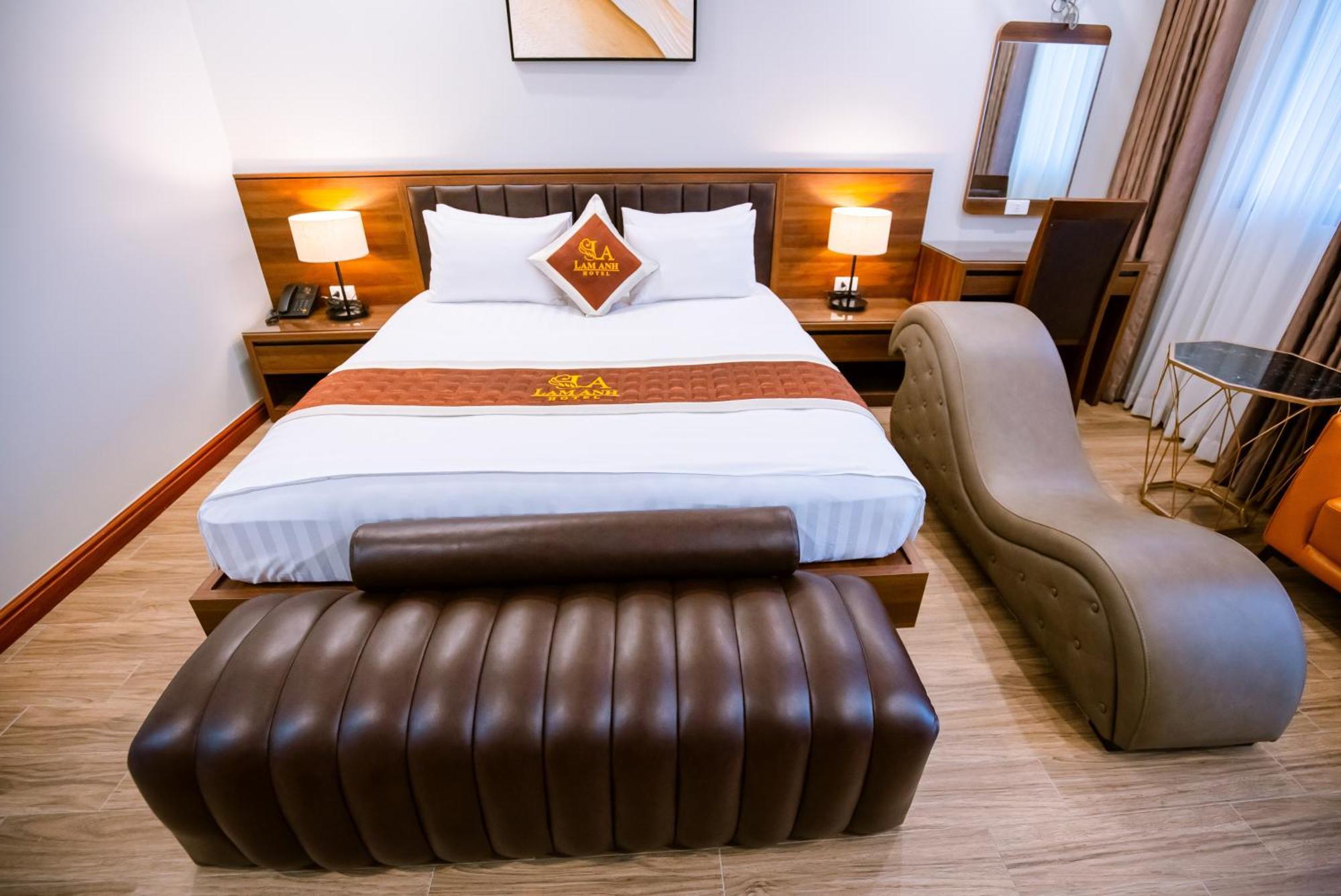 Lam Anh Him Lam Phuc Liebeshotel *