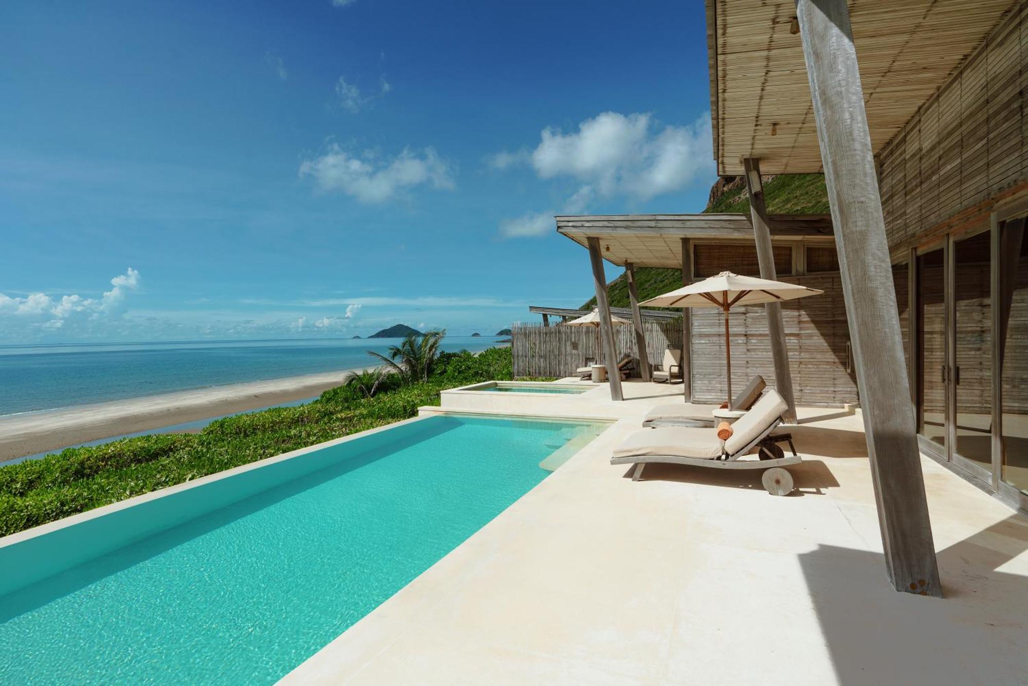 Resort Six Senses Con Dao - Turtle Island Paradise 5*