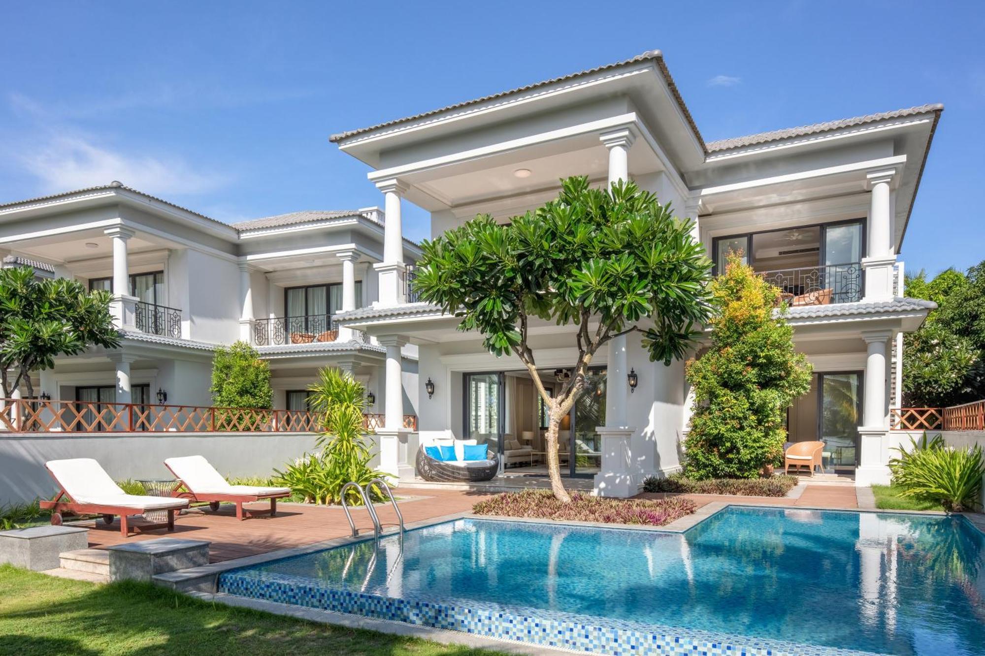Vinpearl & Long Nha Trang Cam Ranh