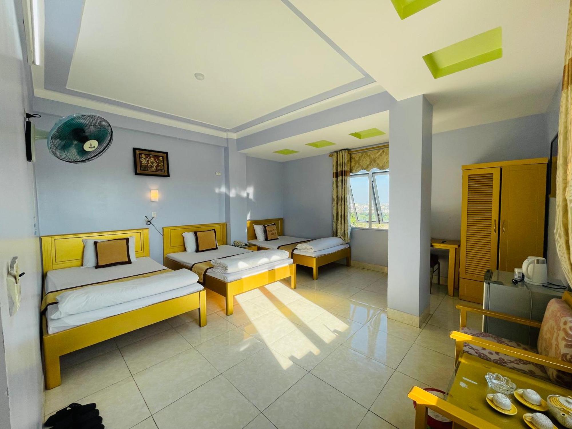 Hotel Khach San Ngoc Ly 8
