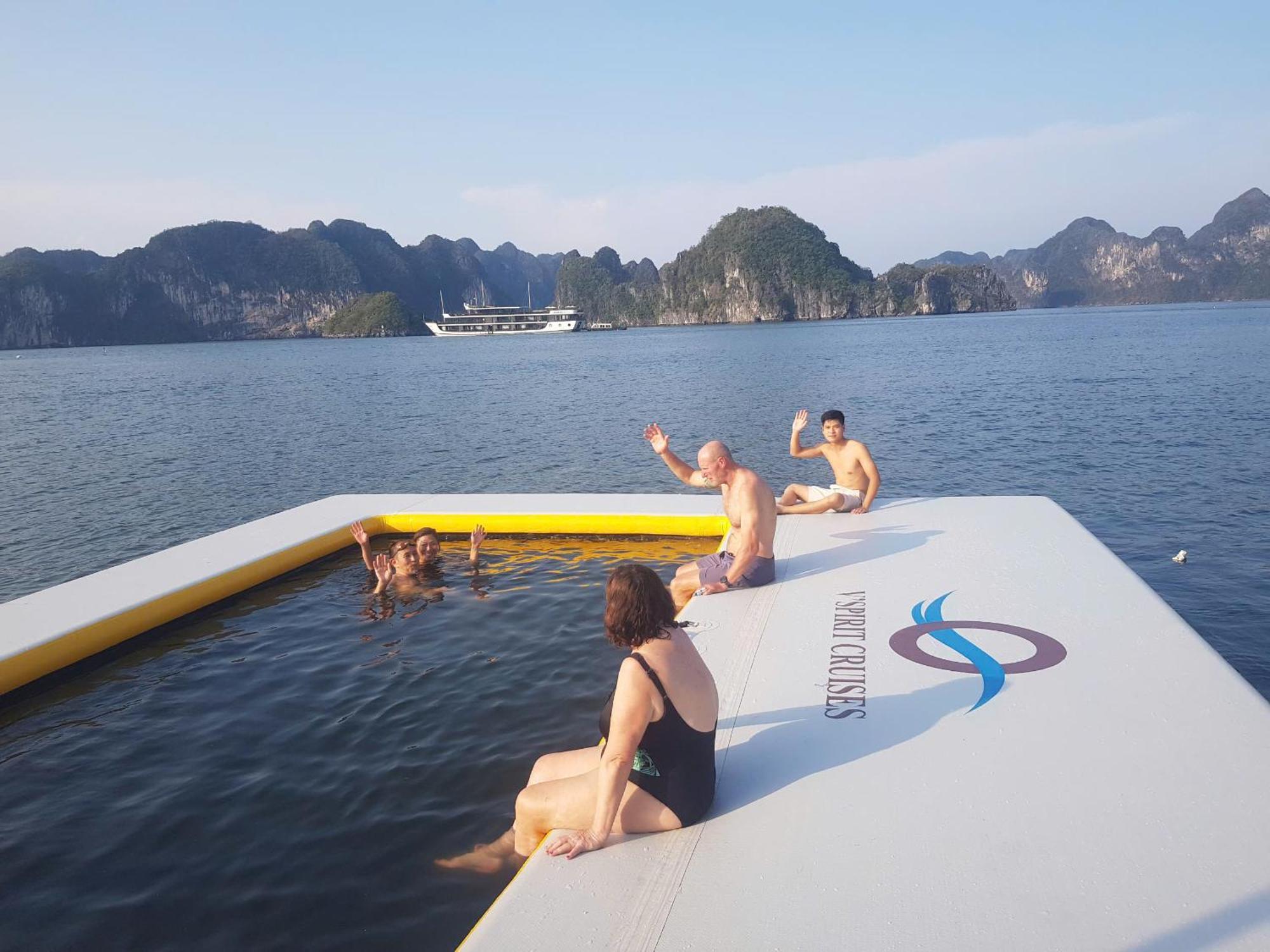 V'spirit Cruise 5* Hạ Long