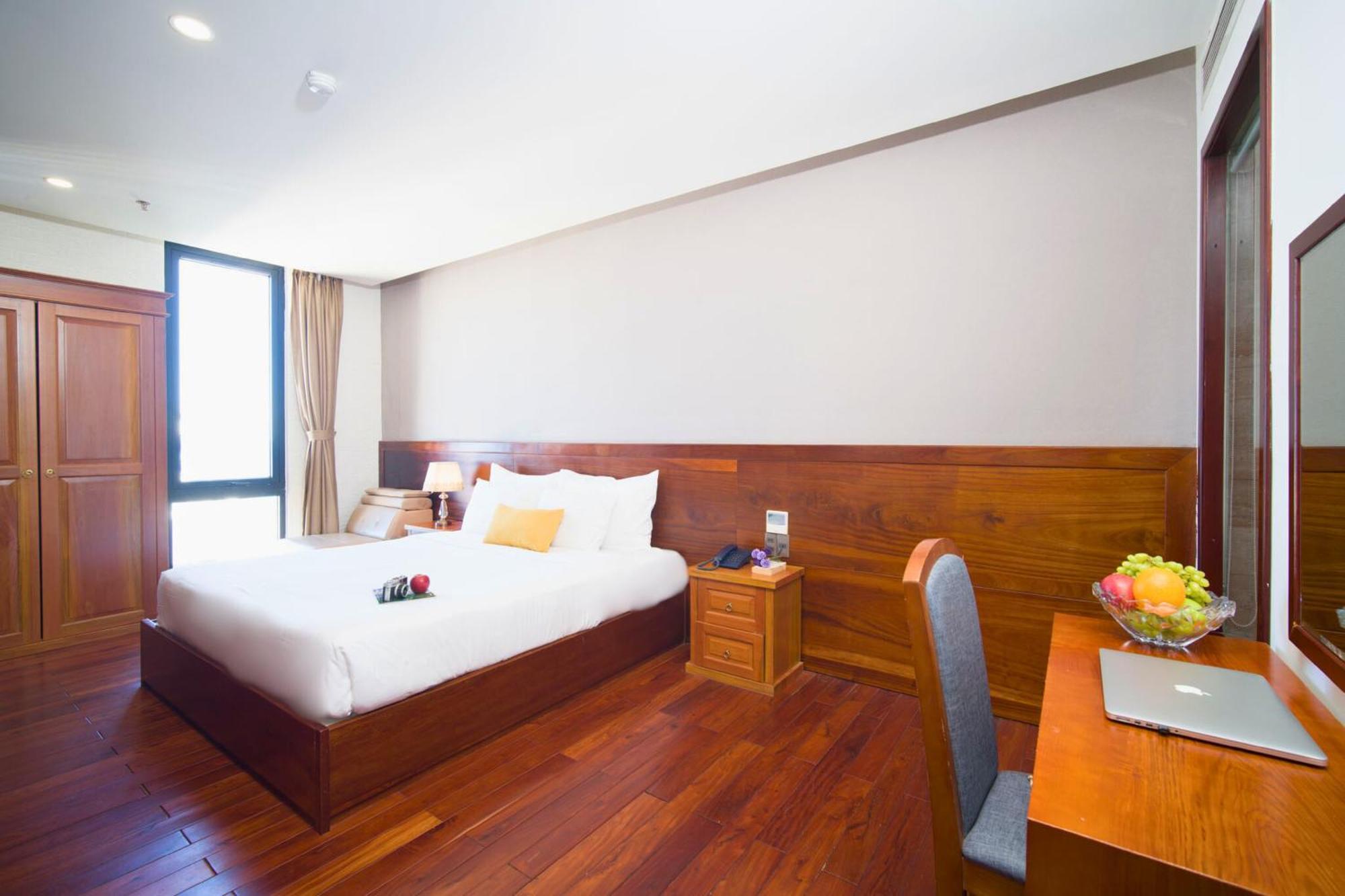 Sunny Ocean & Hotel 4*
