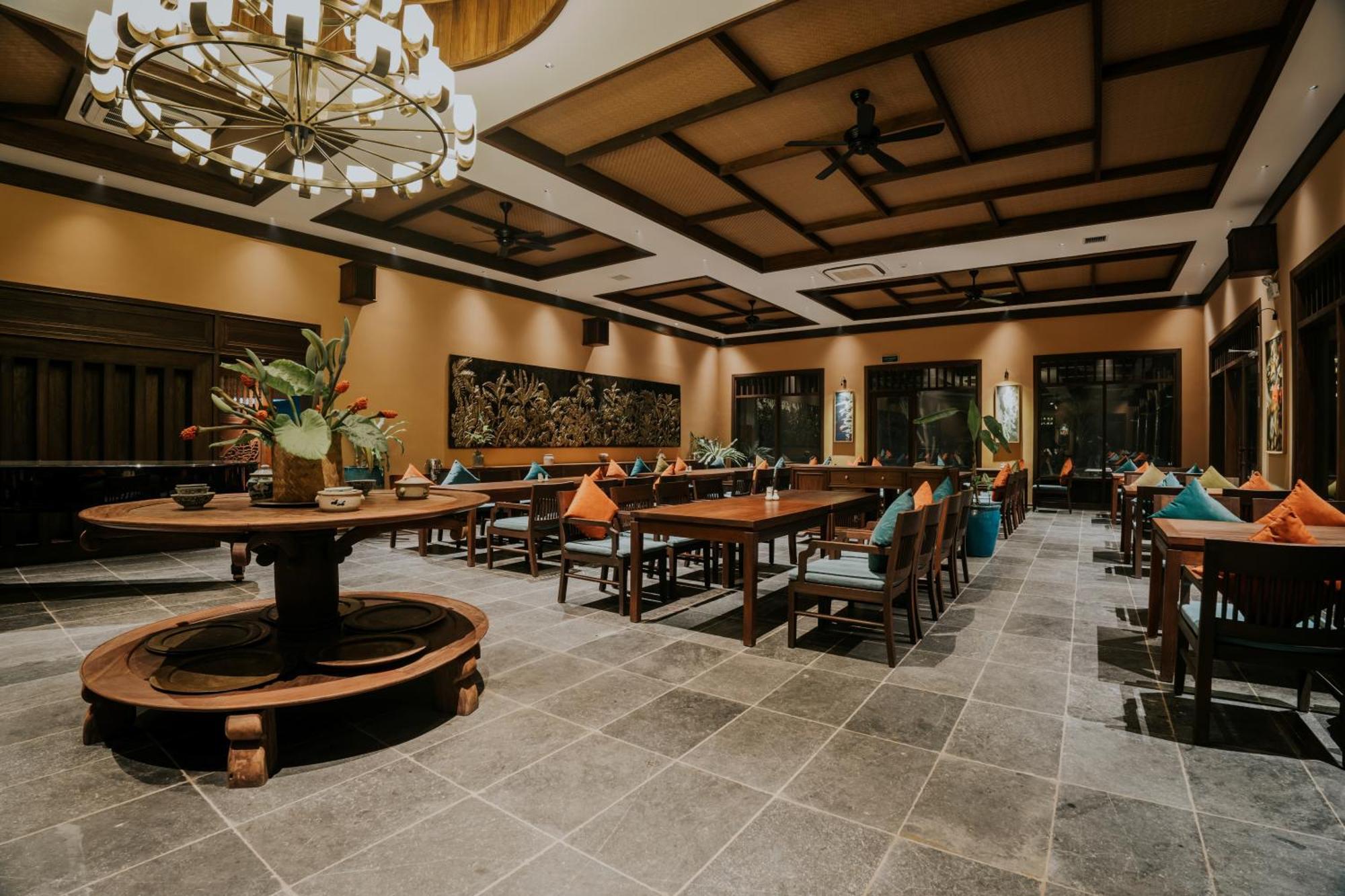 Hotel Bavi Hanoi
