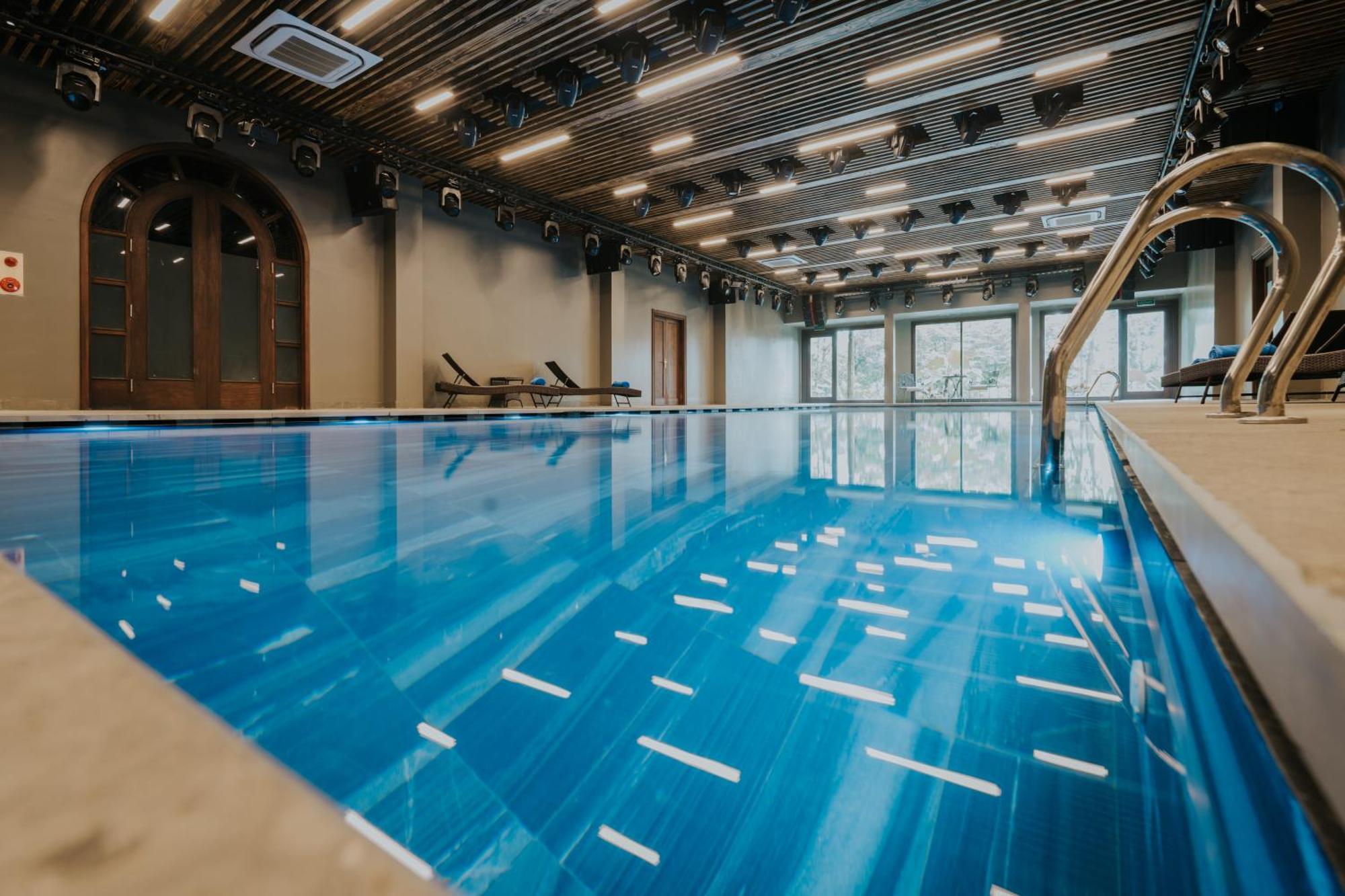 Bavi Hotel 4*