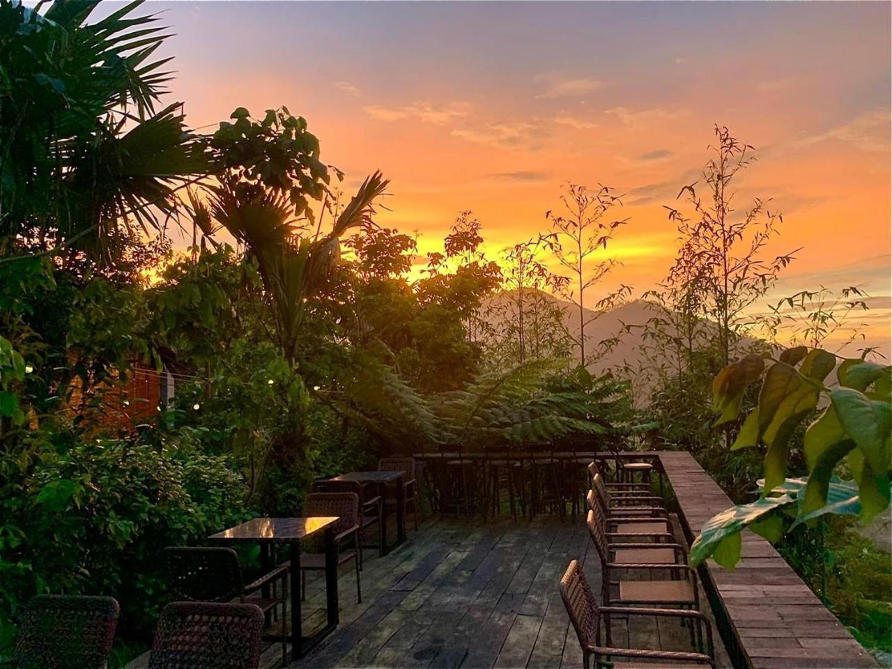 Lodge Tvpalm Ha Giang
