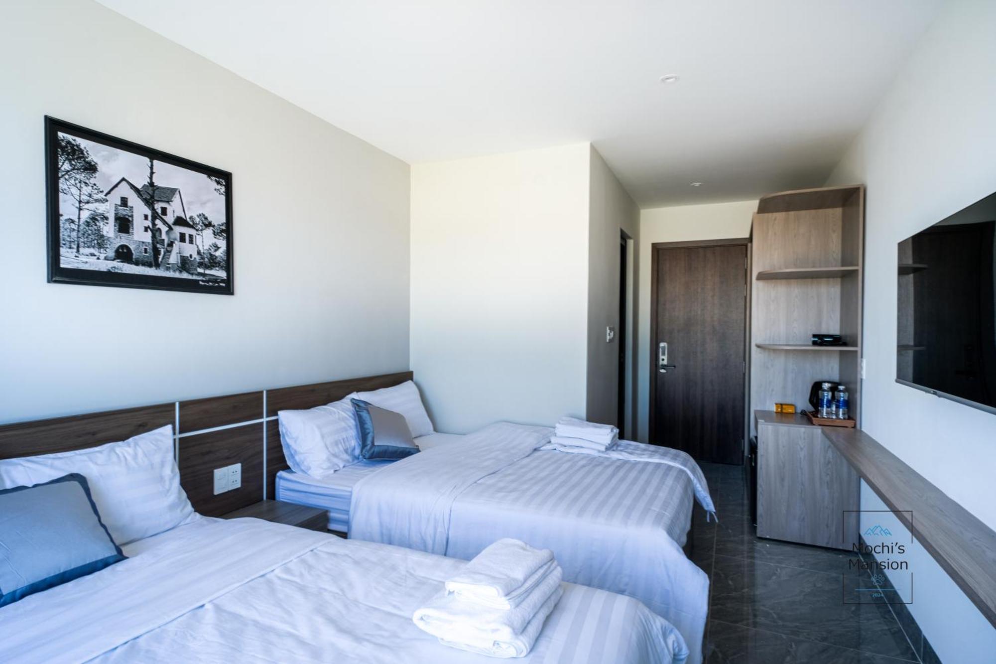 Hotel Mochi's Mansion