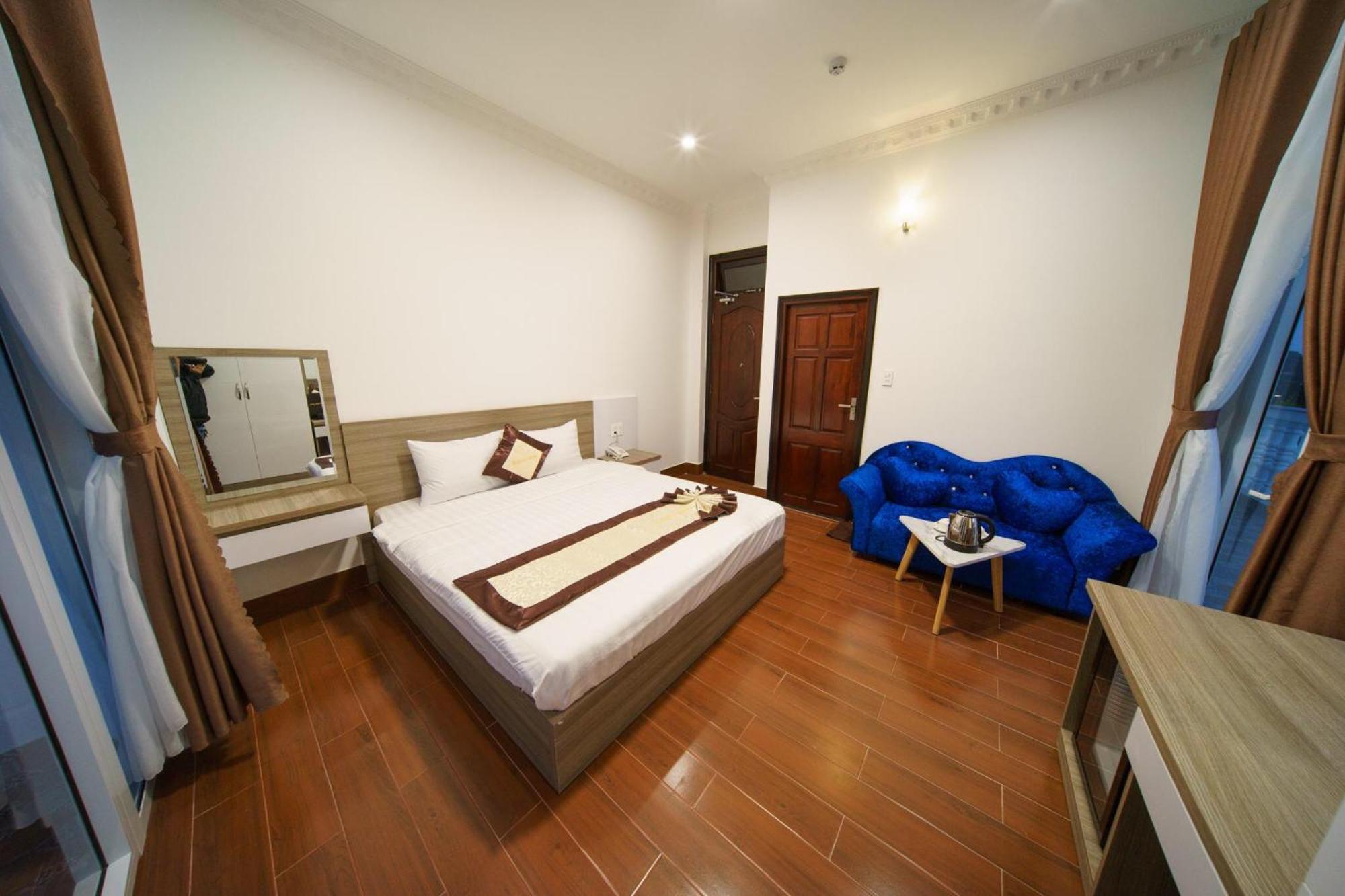 Tommy Khe Sanh Hotel 2*