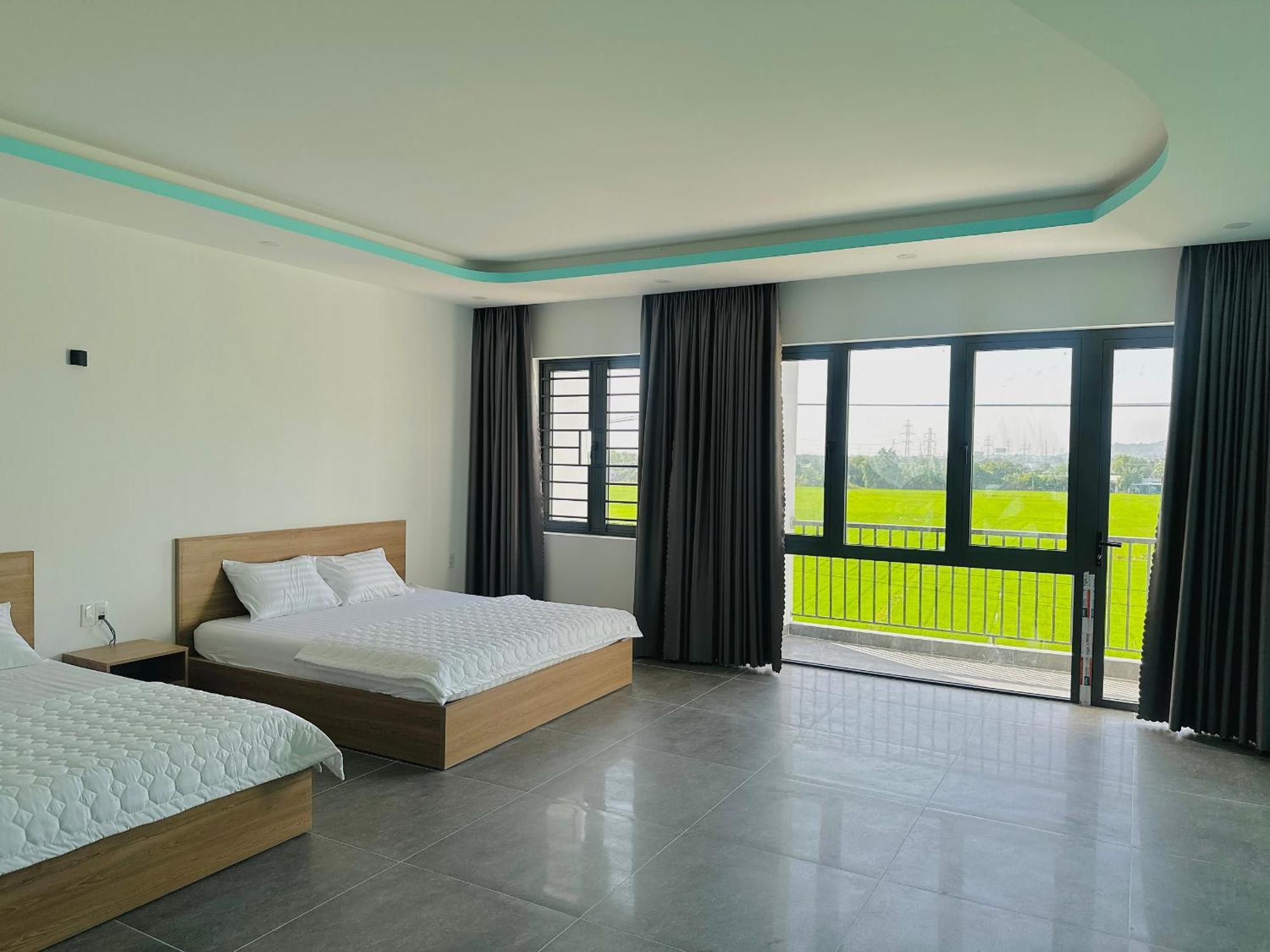 Ruby Hotel 3*