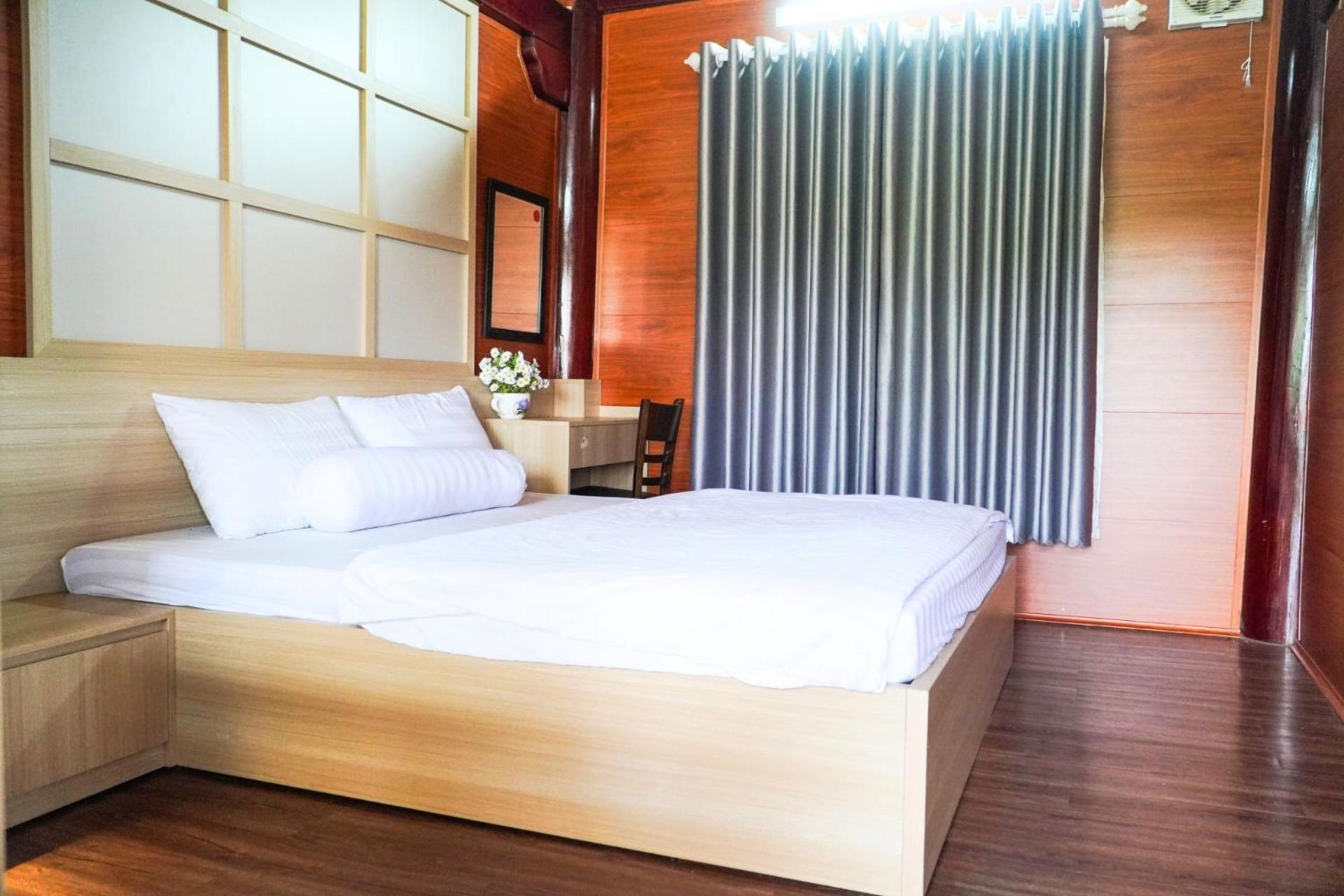 Eva Villiage Lodge *