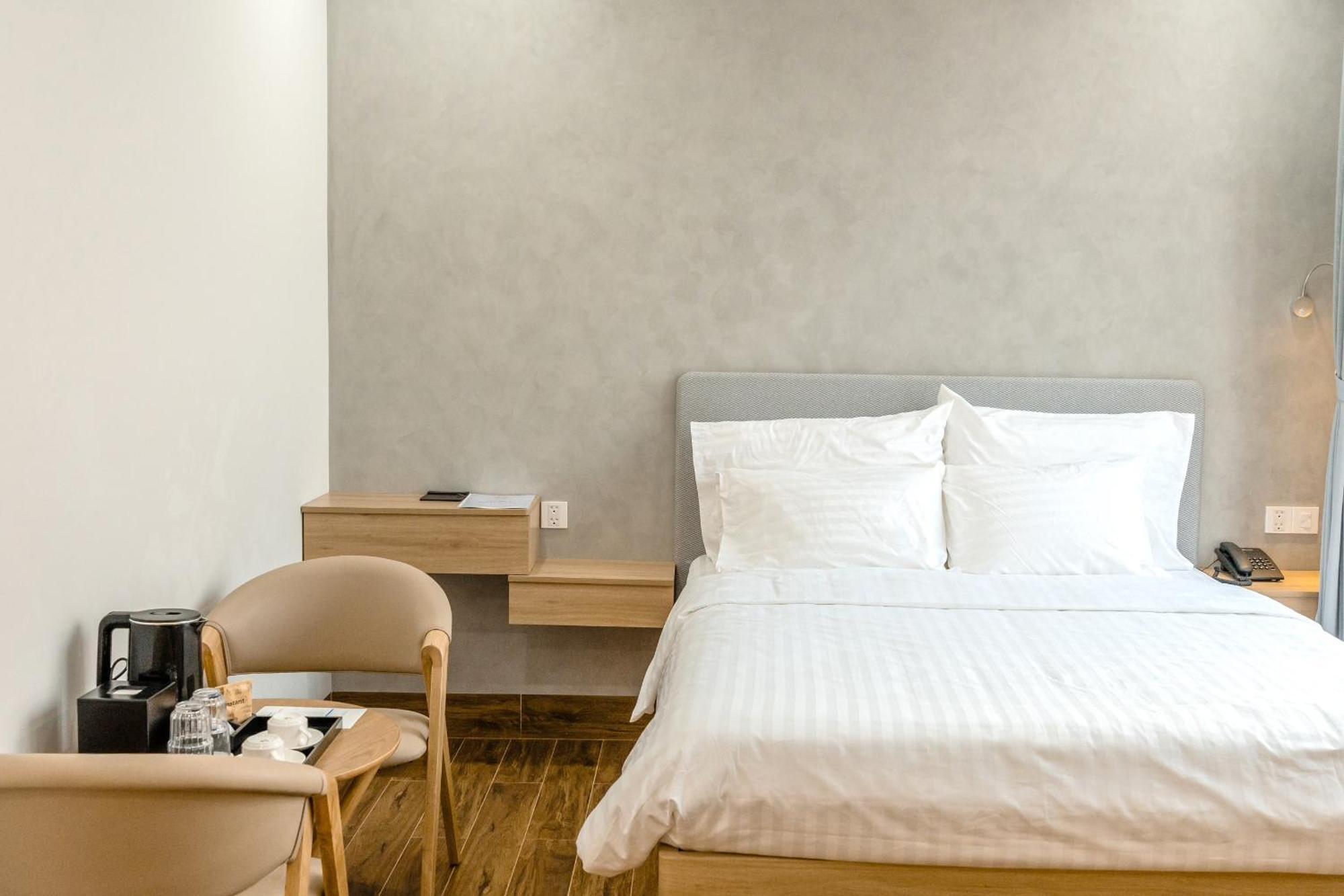 Diora By Hos 4* Pleiku