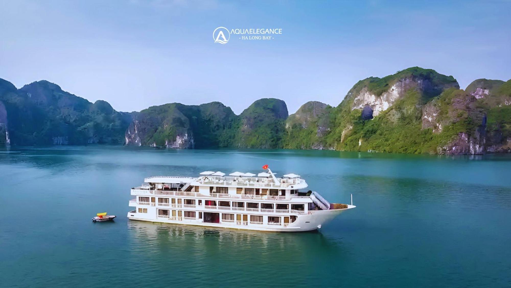 Aqua Elegance Cruise Botel