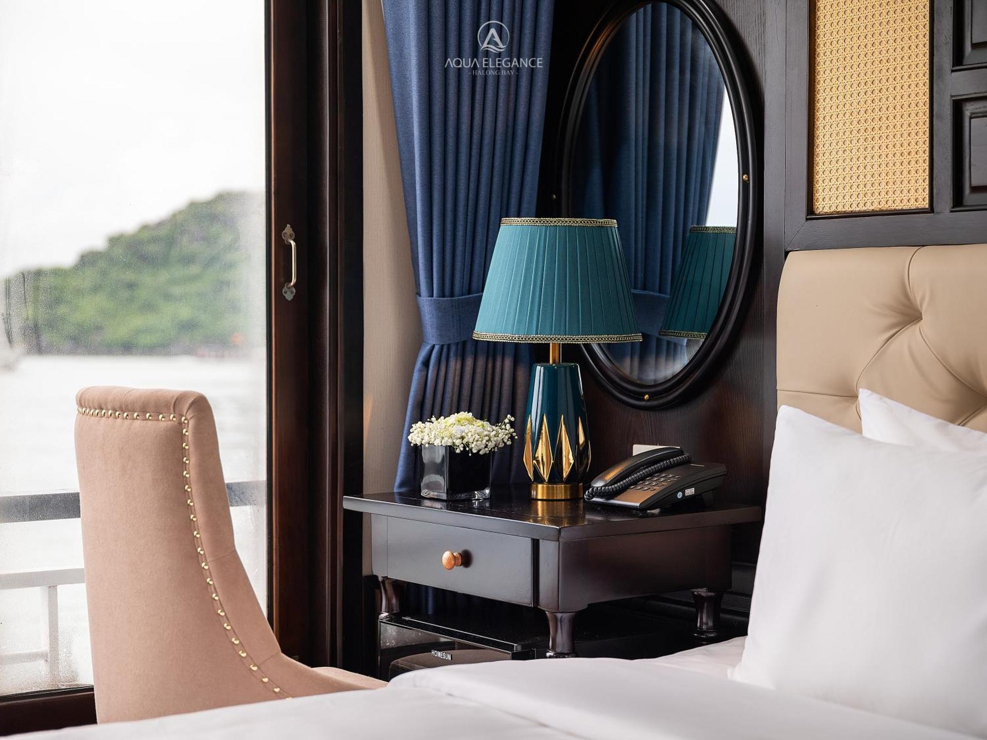 Aqua Elegance Cruise Botel Ha Long