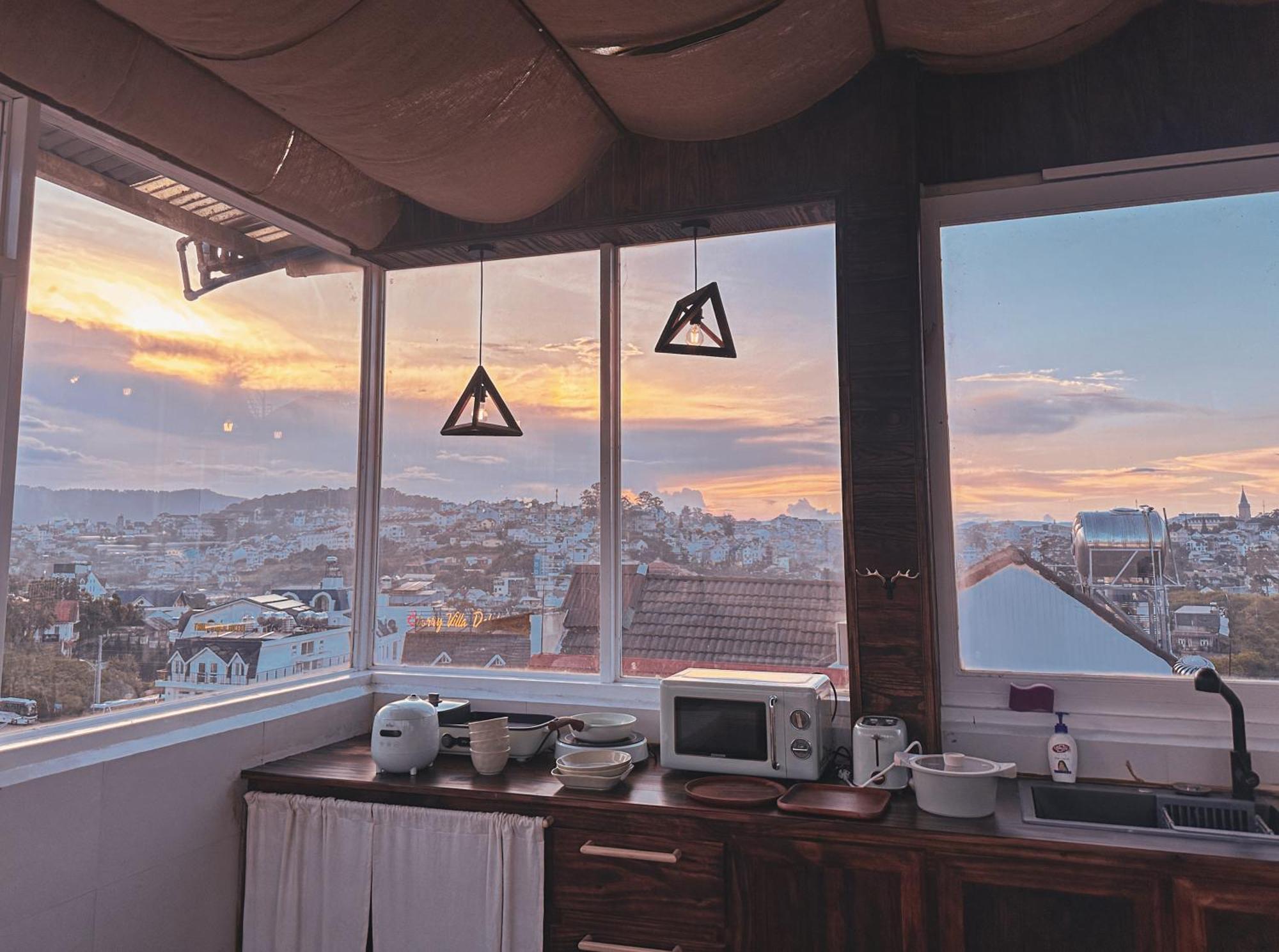 L'amour Hotel 2*