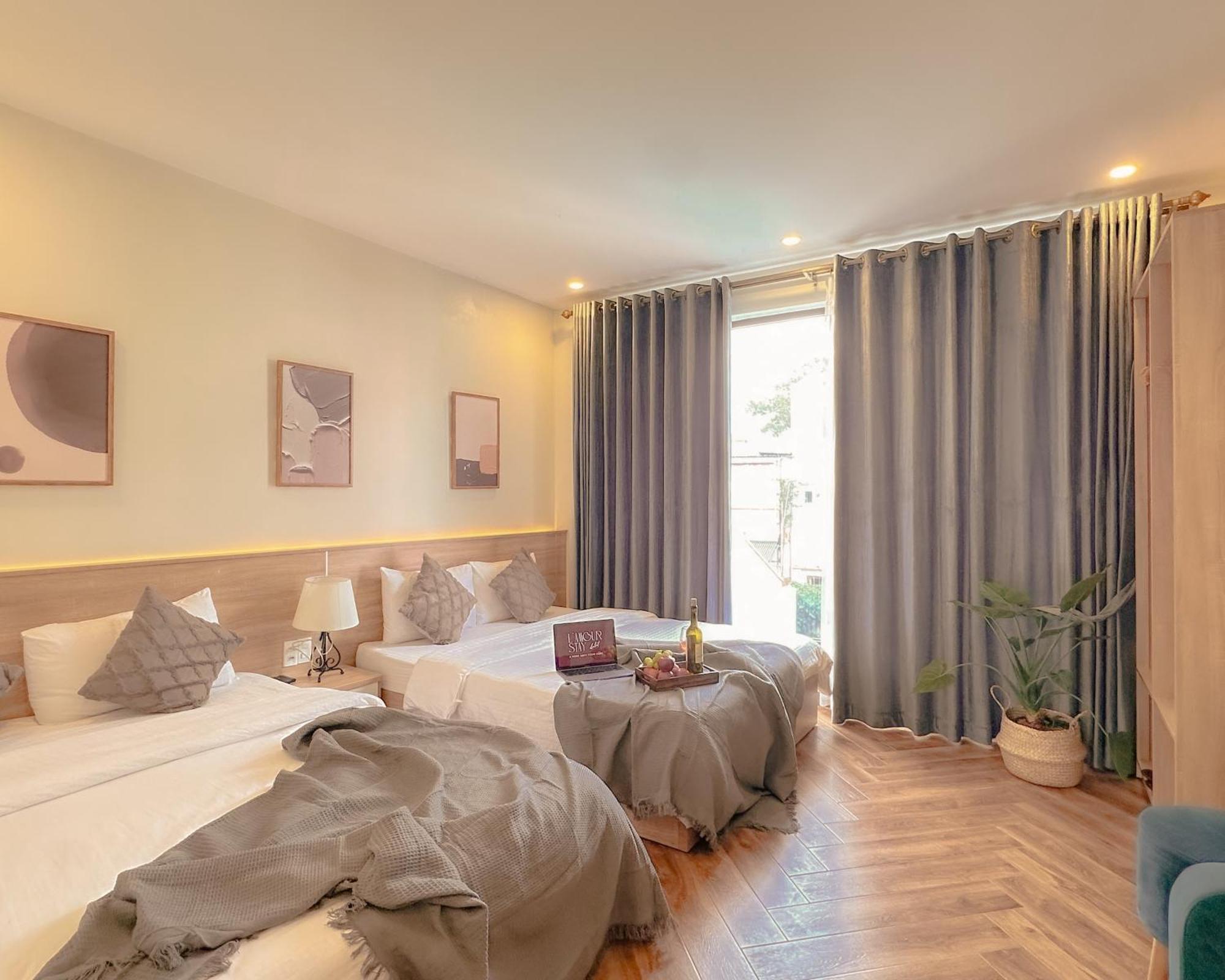 Hotel L'amour 2*
