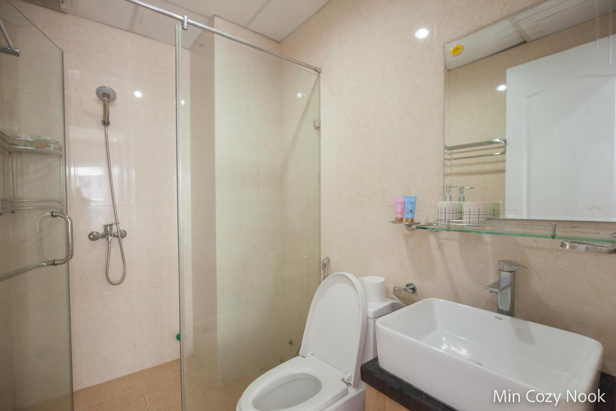Căn hộ Min Cozy Nook Monarchy - 2br Luxury Riverview *