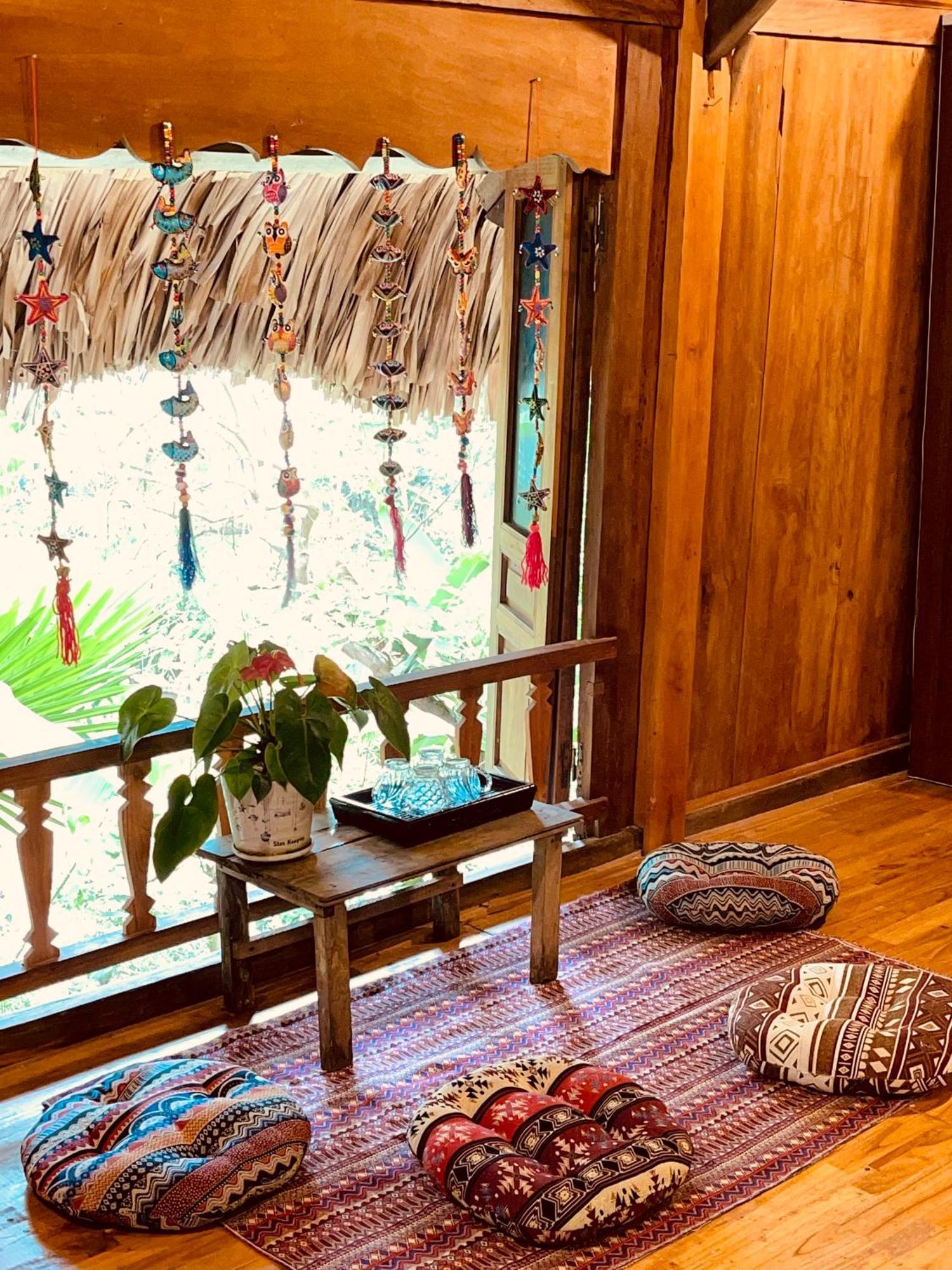 Bed & Breakfast Maison De Mai Hich *