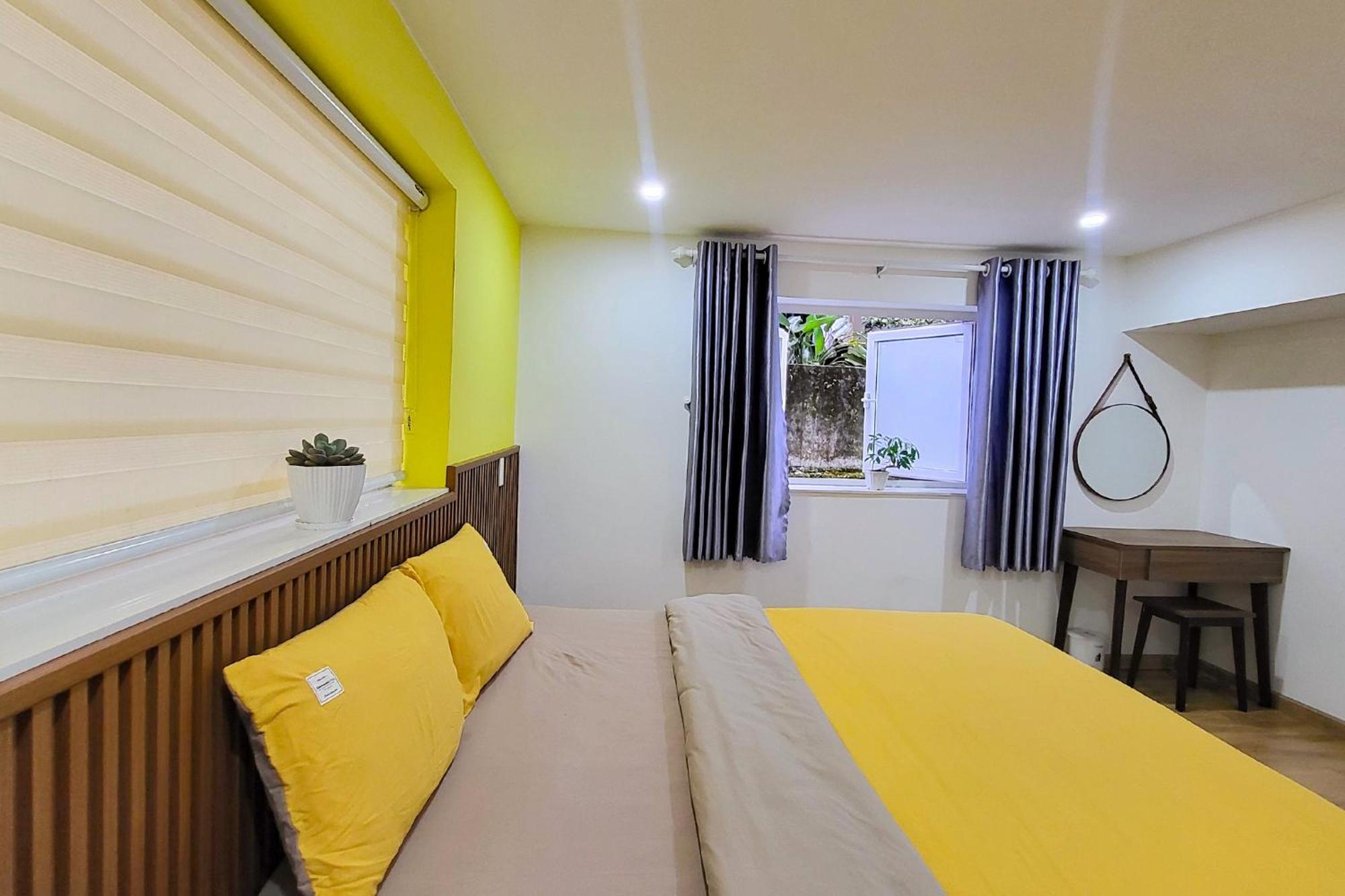Apartment Ho - Chubby House