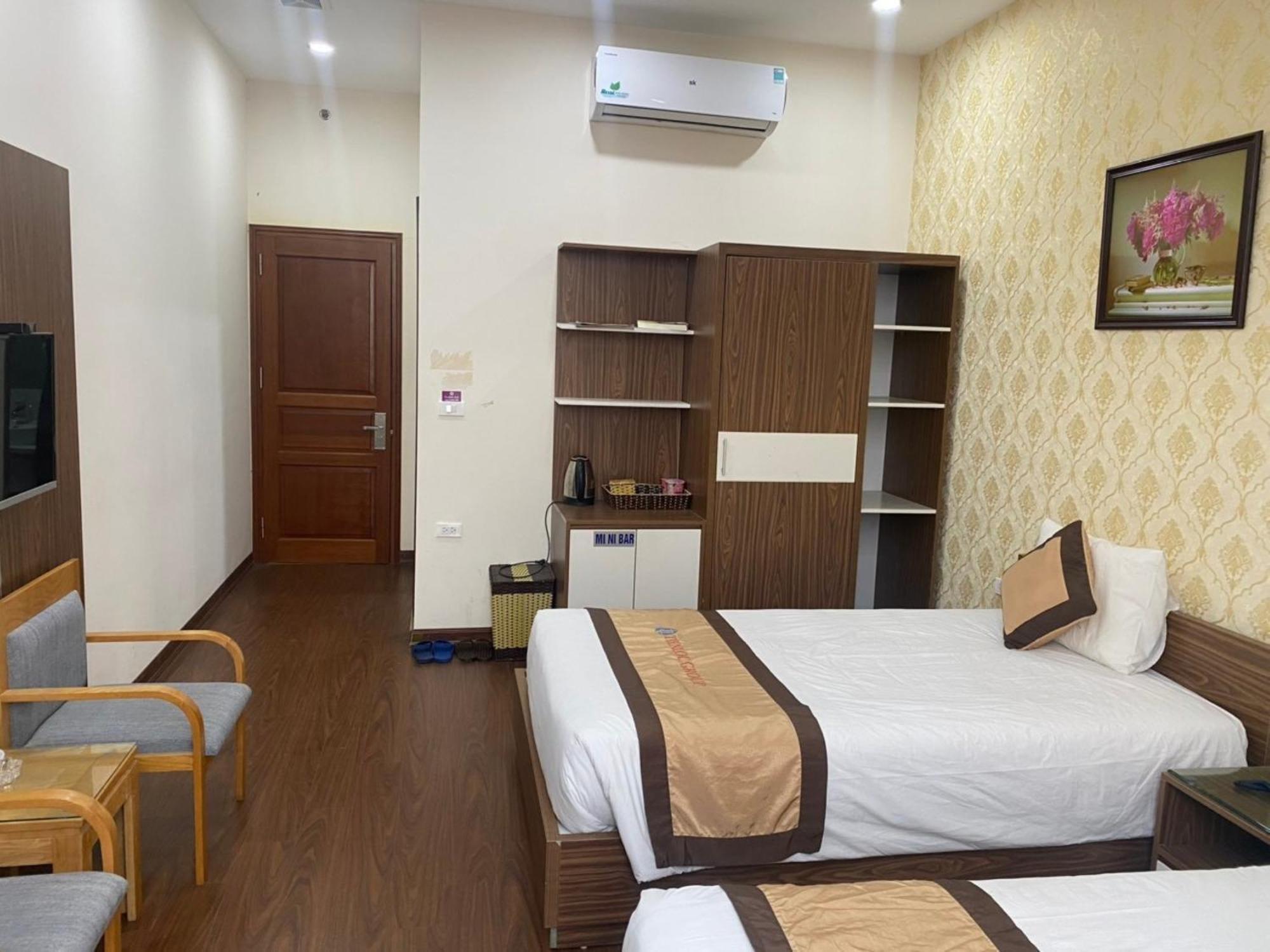 Tien Loc Plaza Khách sạn 3*