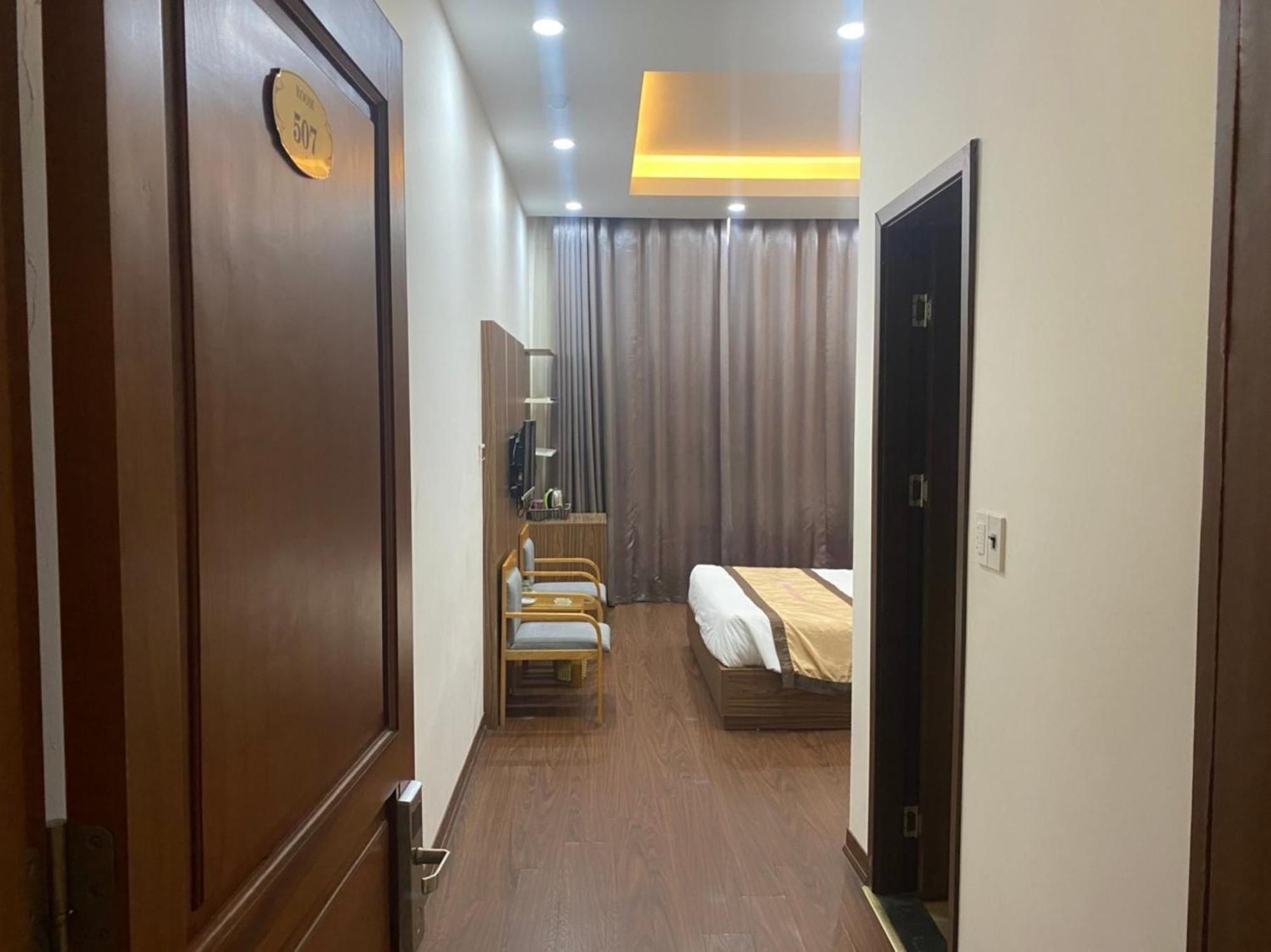 Khách sạn Tien Loc Plaza Phu Ly