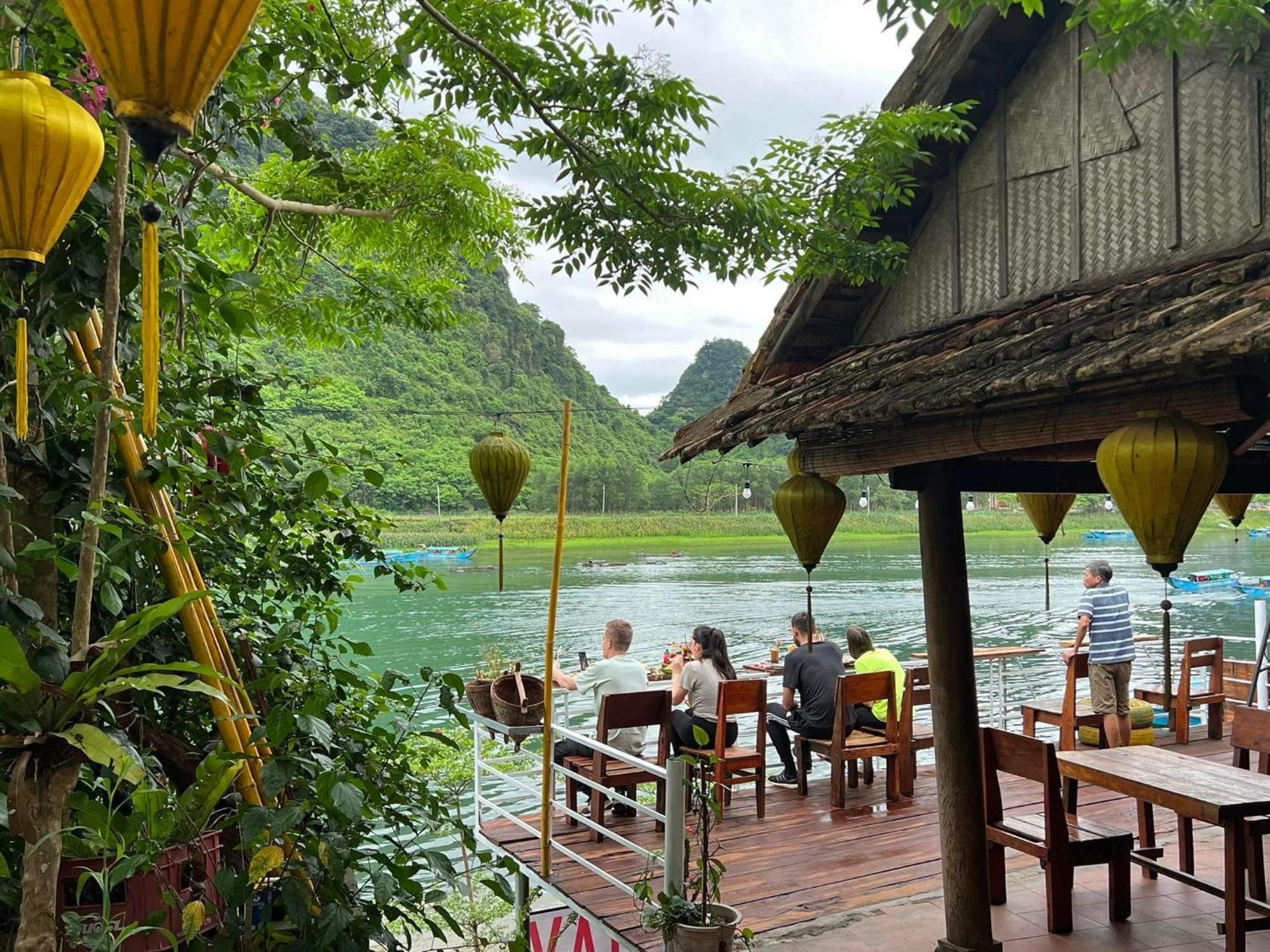 Coco House * Phong Nha