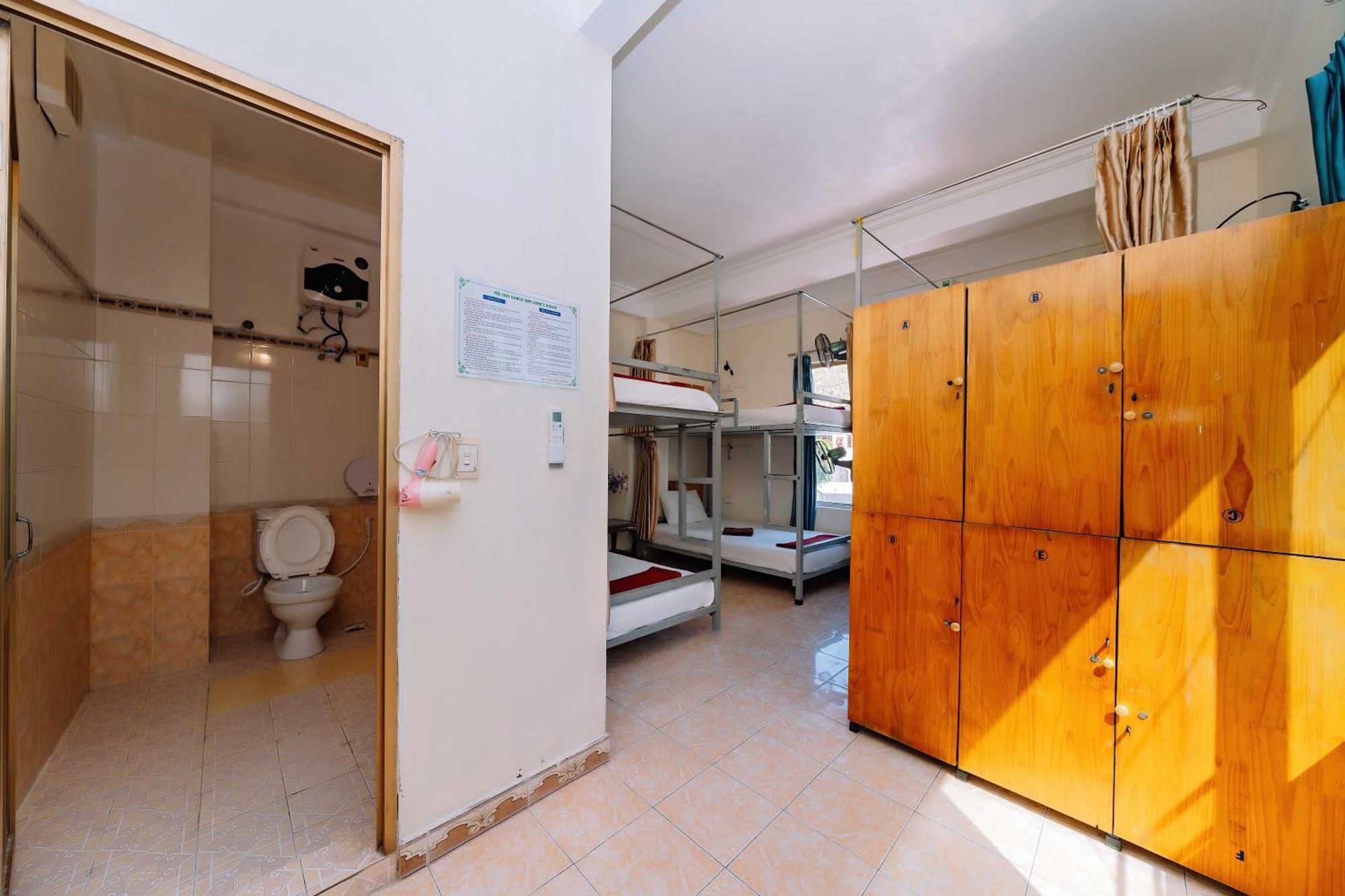 Luna's House Hostel