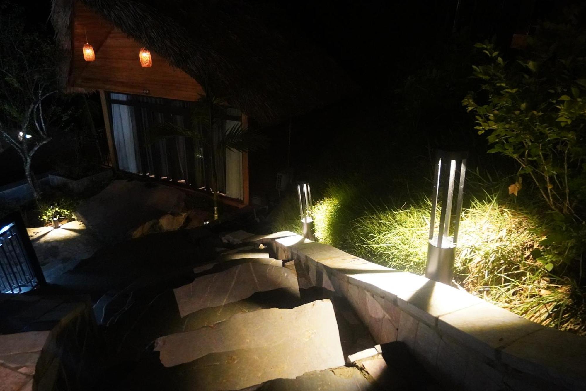 Lotus Premium - Group Tours * Ha Giang