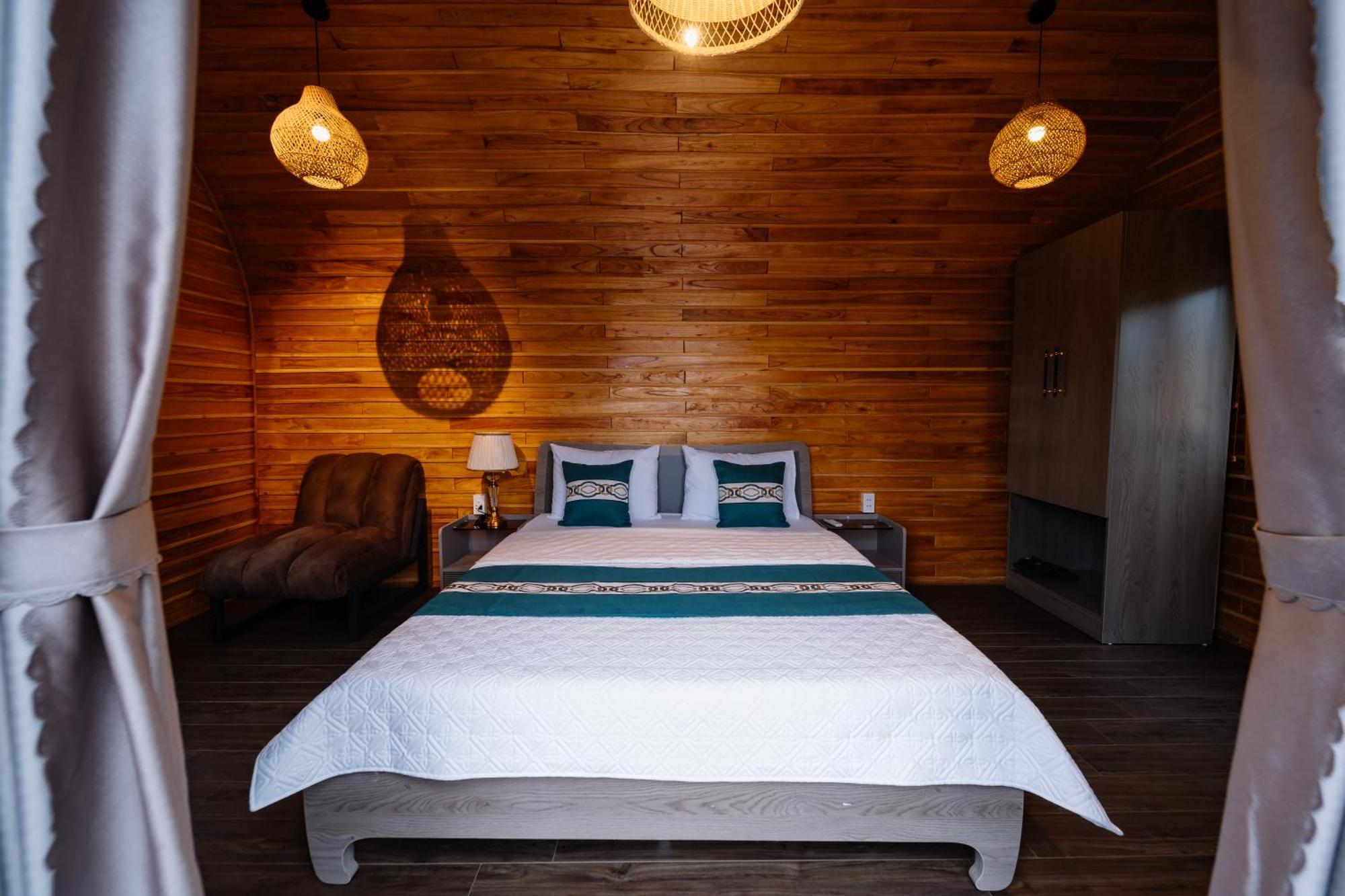 Lotus Premium - Group Tours Hotel