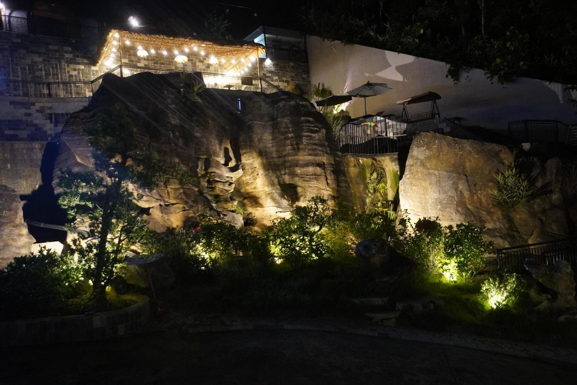 Hotel Lotus Premium - Group Tours
