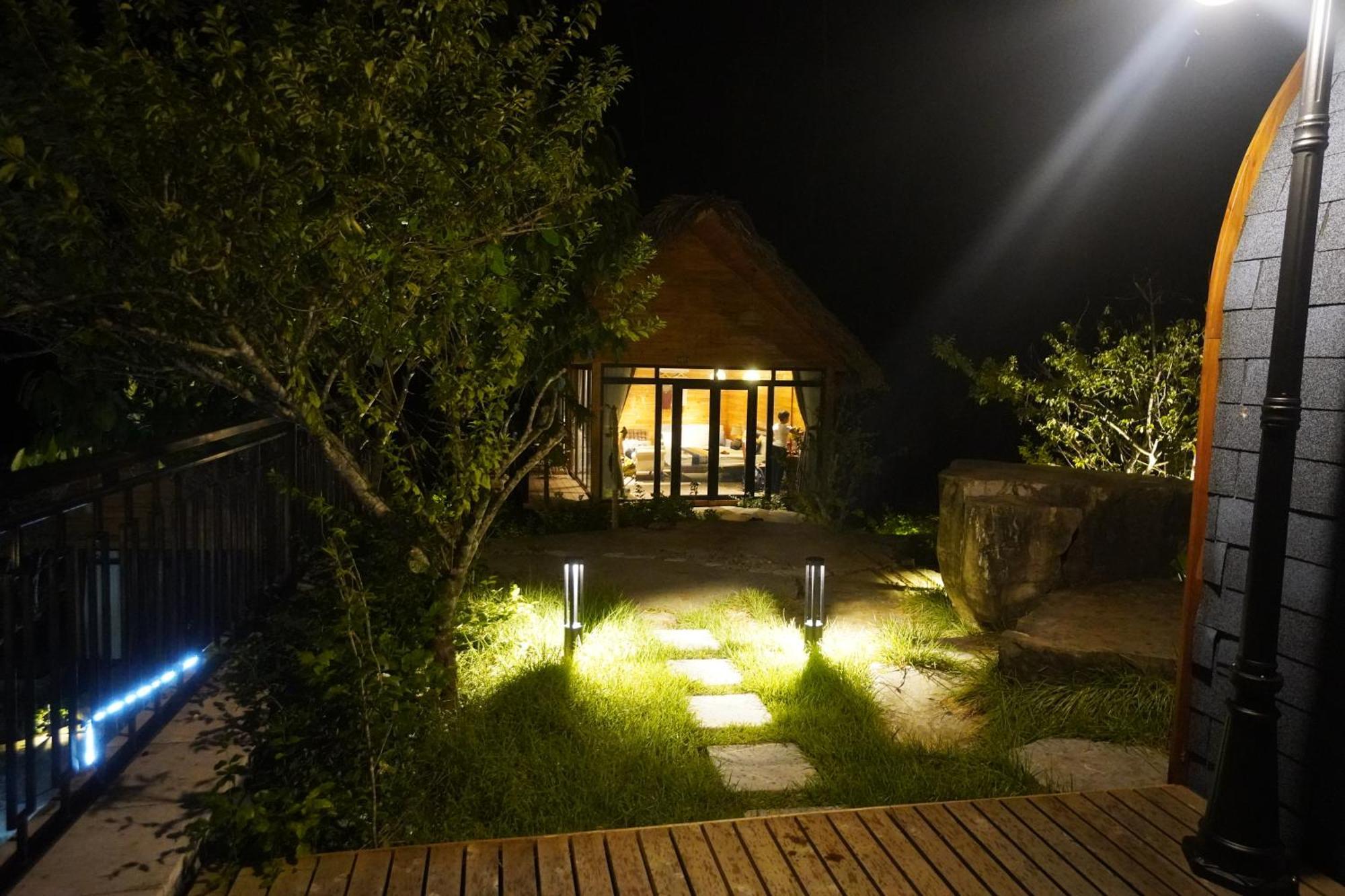 Lotus Premium - Group Tours Hotel Ha Giang