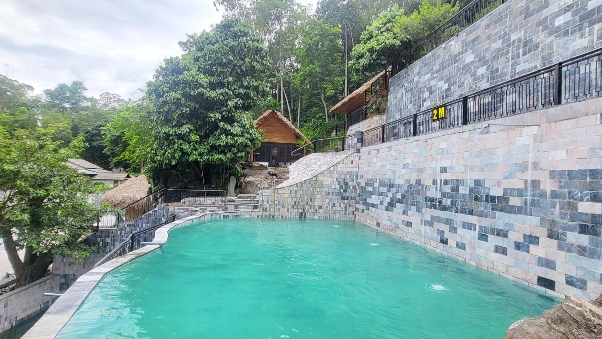 Hotel Lotus Premium - Group Tours *