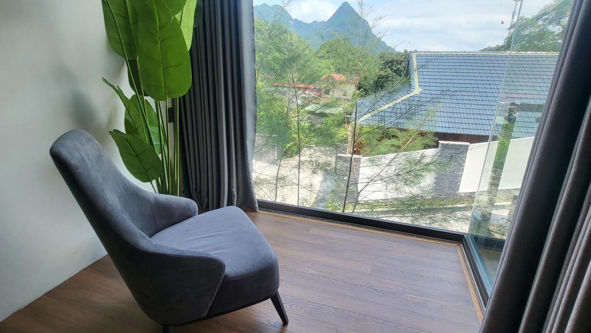 Lotus Premium - Group Tours Ha Giang