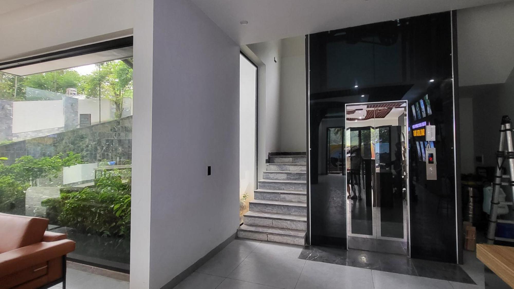 Hotel Lotus Premium - Group Tours