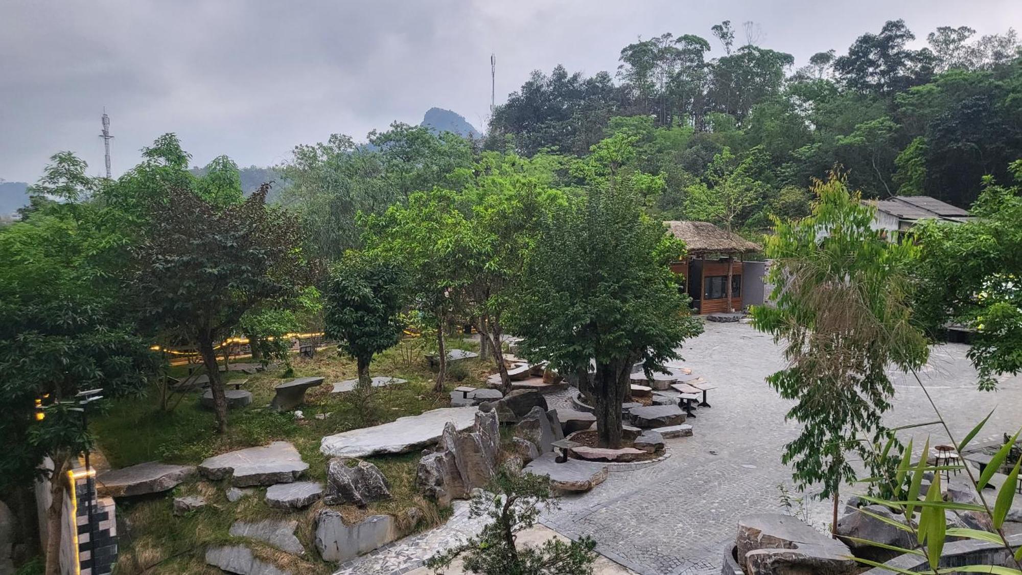 Lotus Premium - Group Tours * Ha Giang